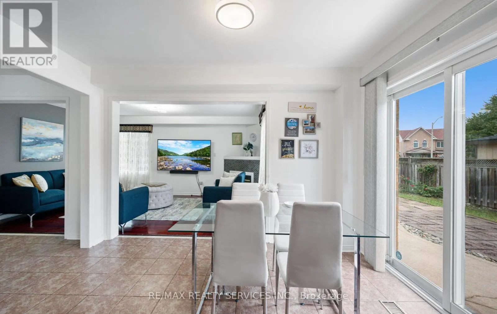 87 QUEEN MARY DRIVE