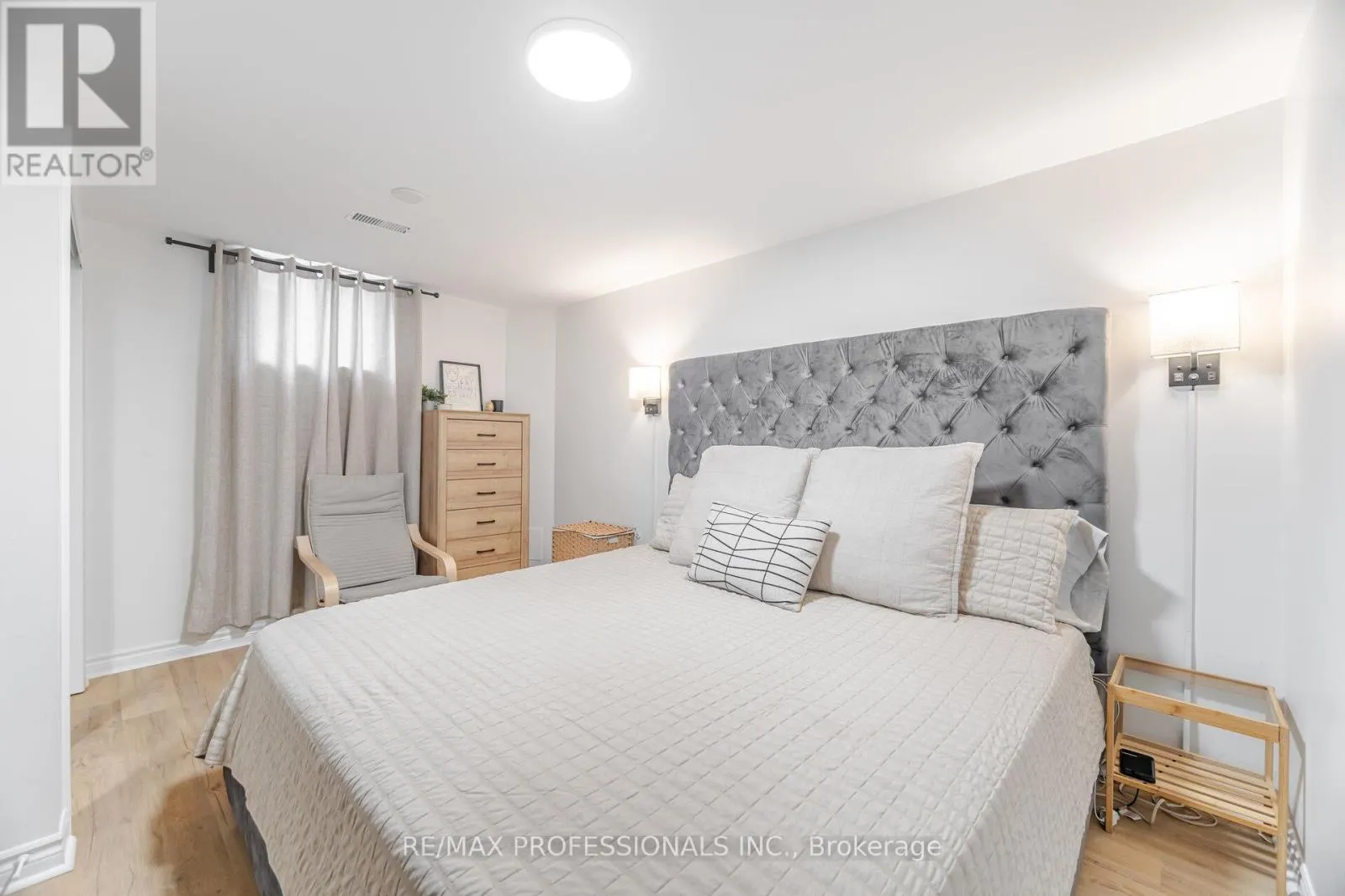 102 TANAGER SQUARE
