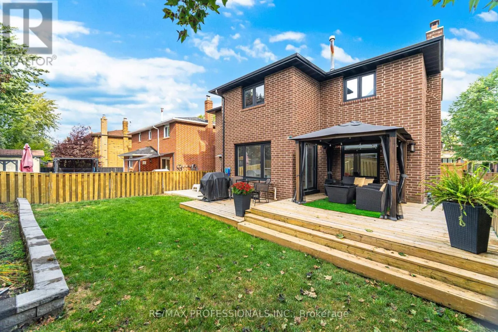 102 TANAGER SQUARE