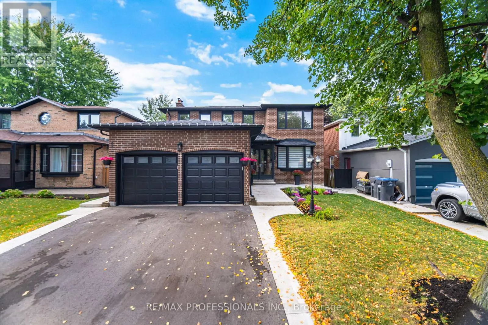 102 TANAGER SQUARE