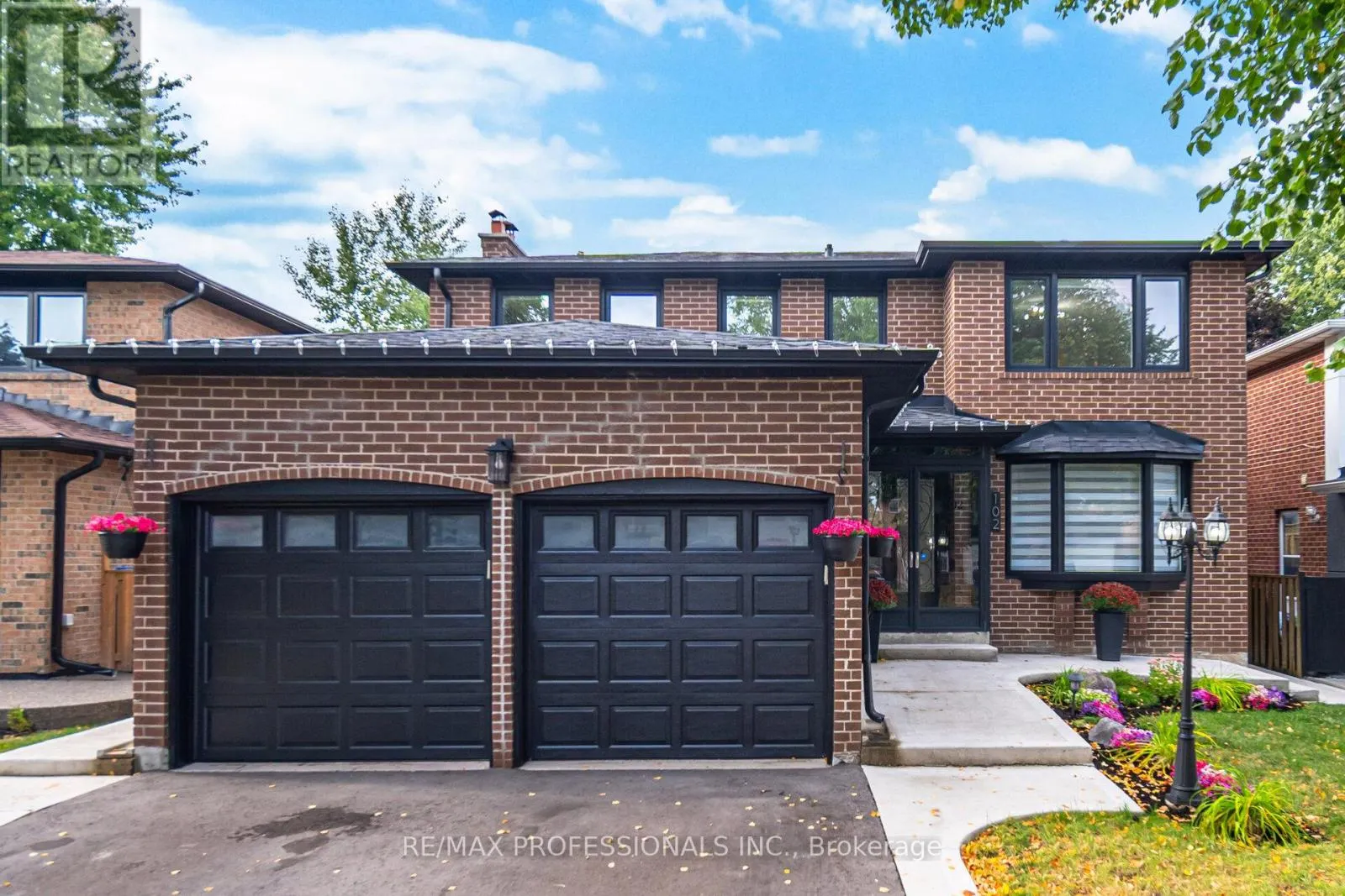 102 TANAGER SQUARE