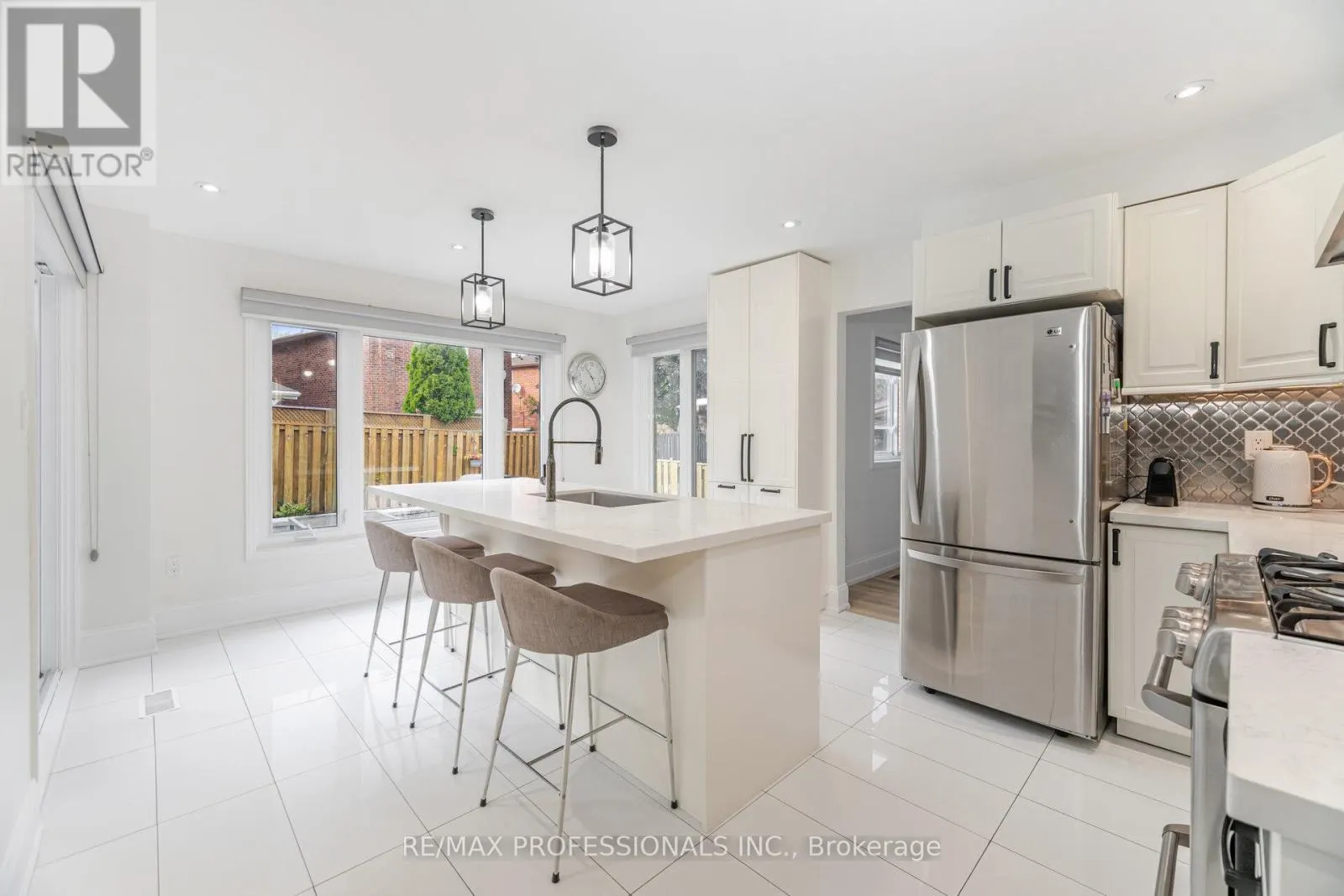 102 TANAGER SQUARE