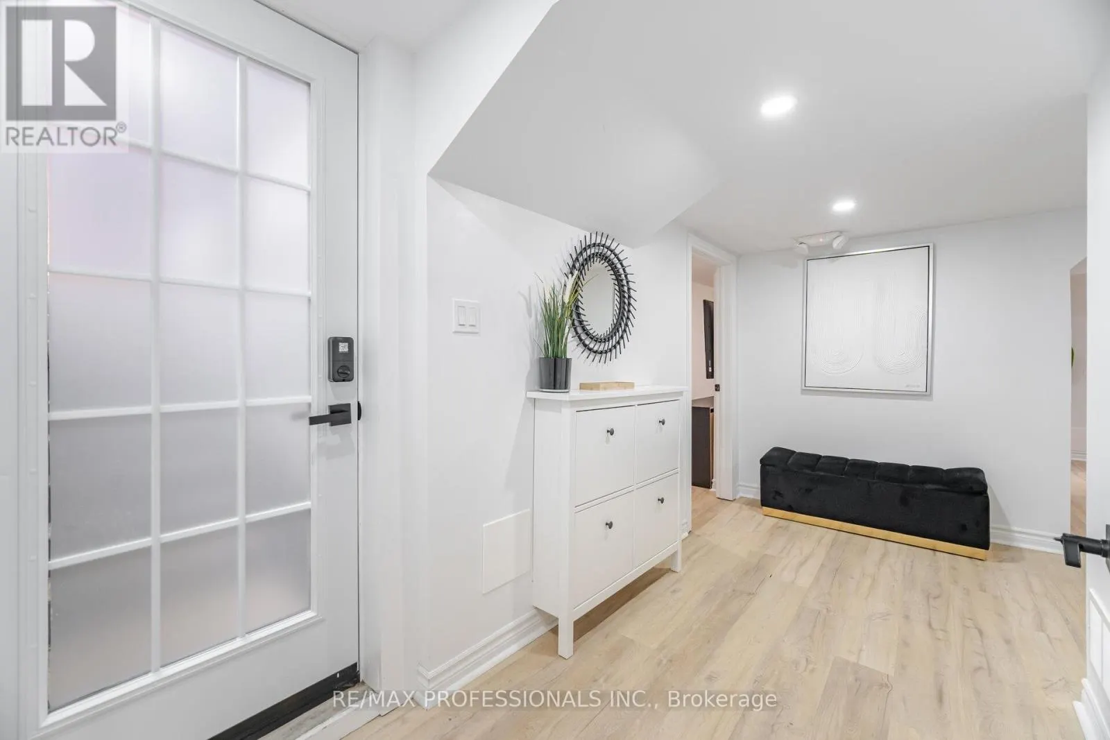 102 TANAGER SQUARE