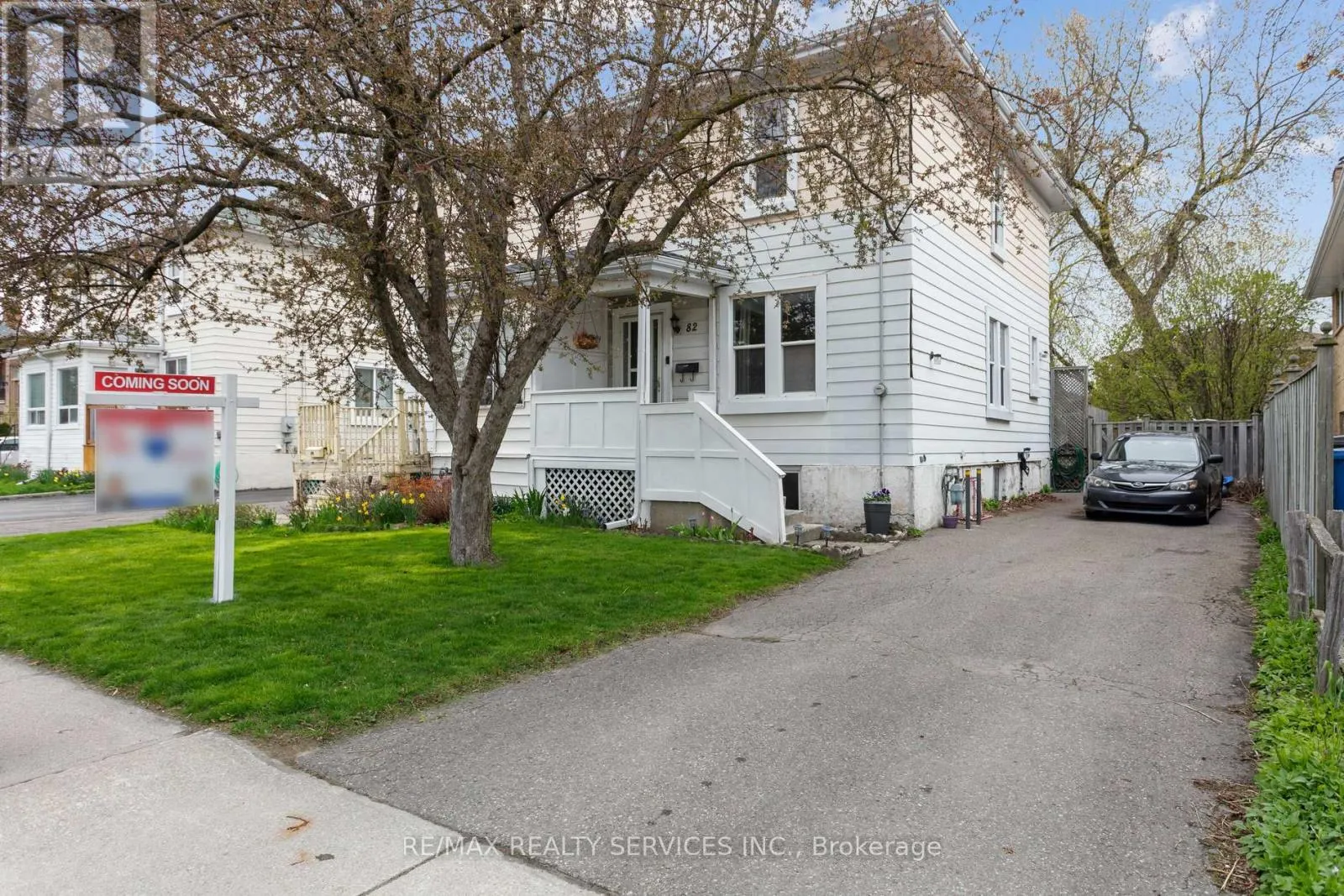 82 ROSEDALE AVENUE W