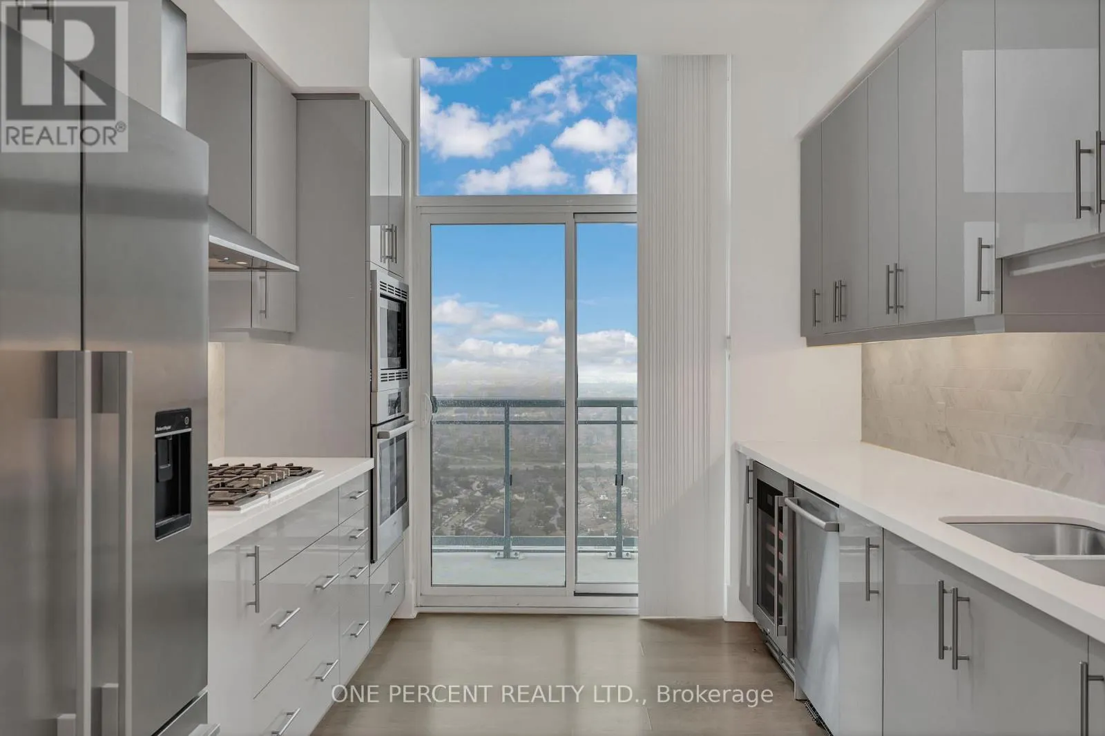 4806 - 3975 GRAND PARK DRIVE