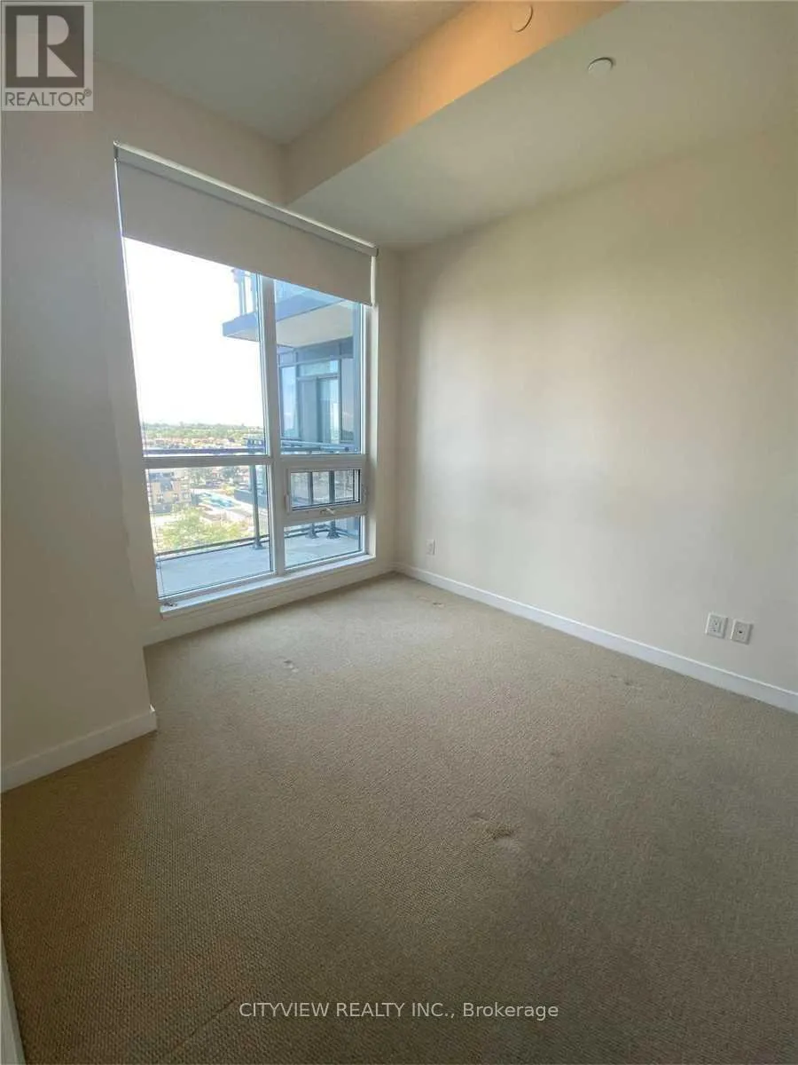 710 - 510 CURRAN PLACE