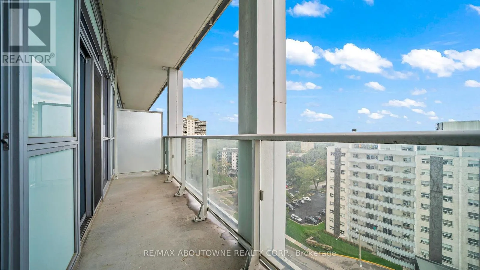 1008 - 55 SPEERS ROAD