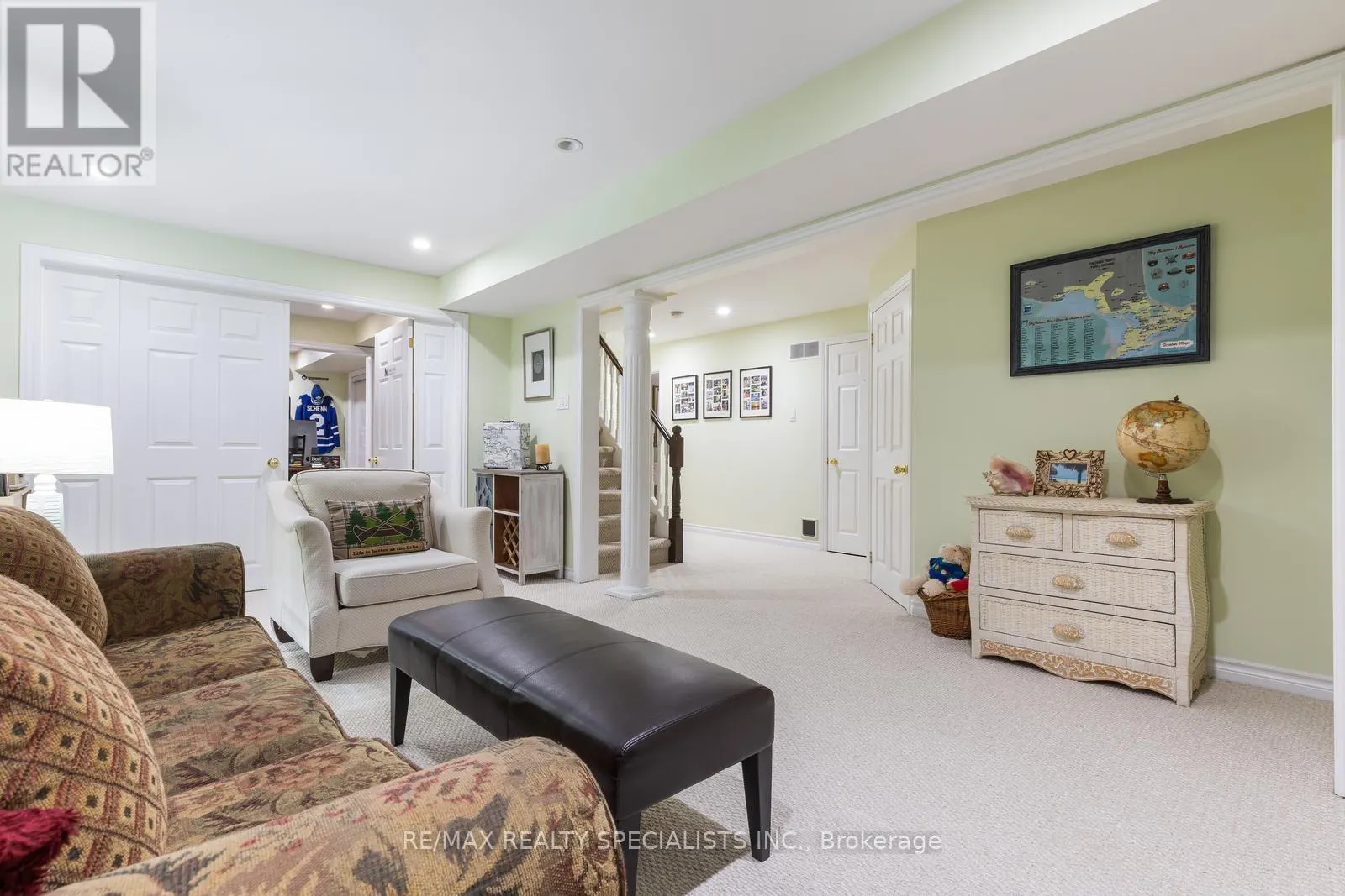 6847 SUMMER HEIGHTS DRIVE