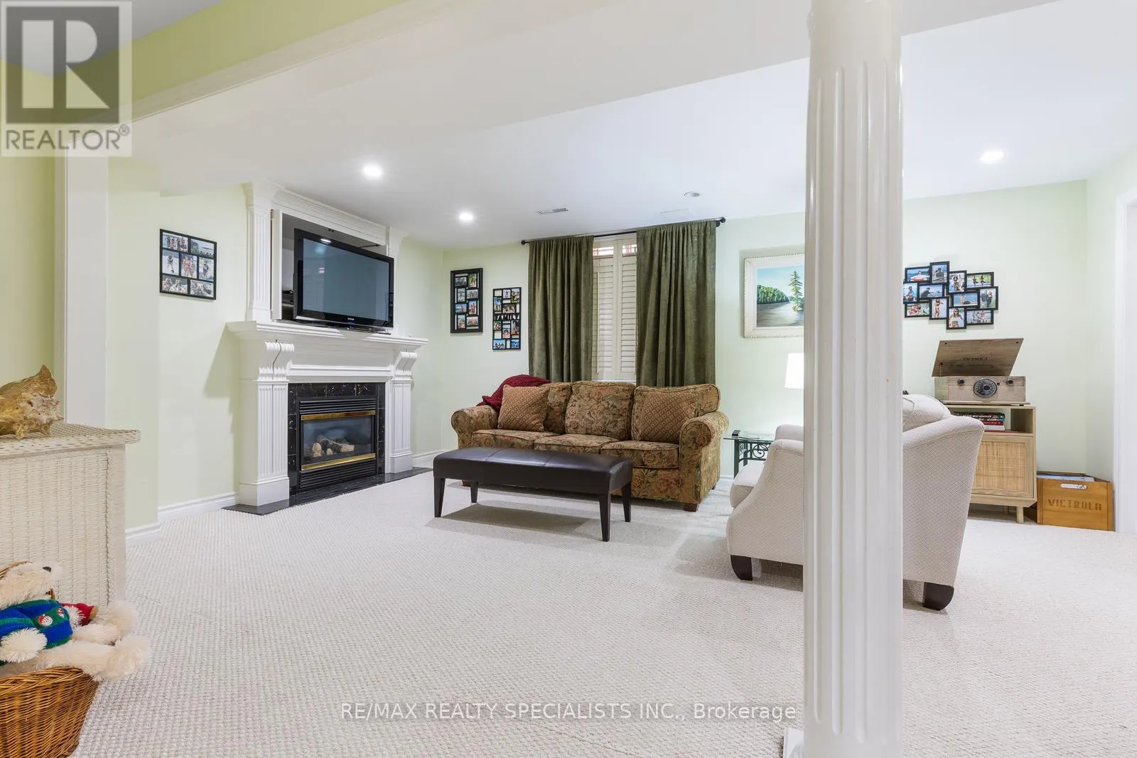 6847 SUMMER HEIGHTS DRIVE