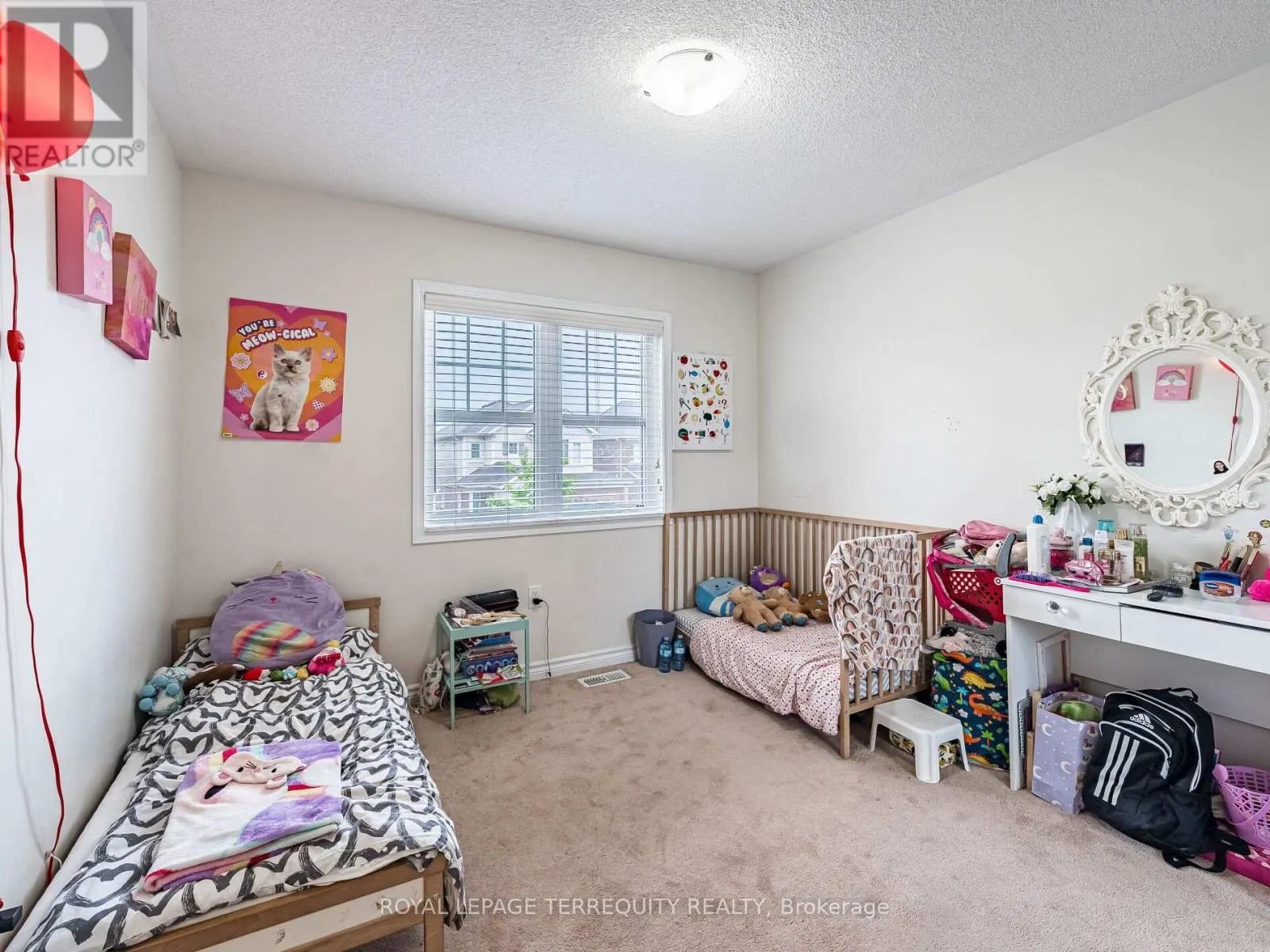 903 PENSON CRESCENT