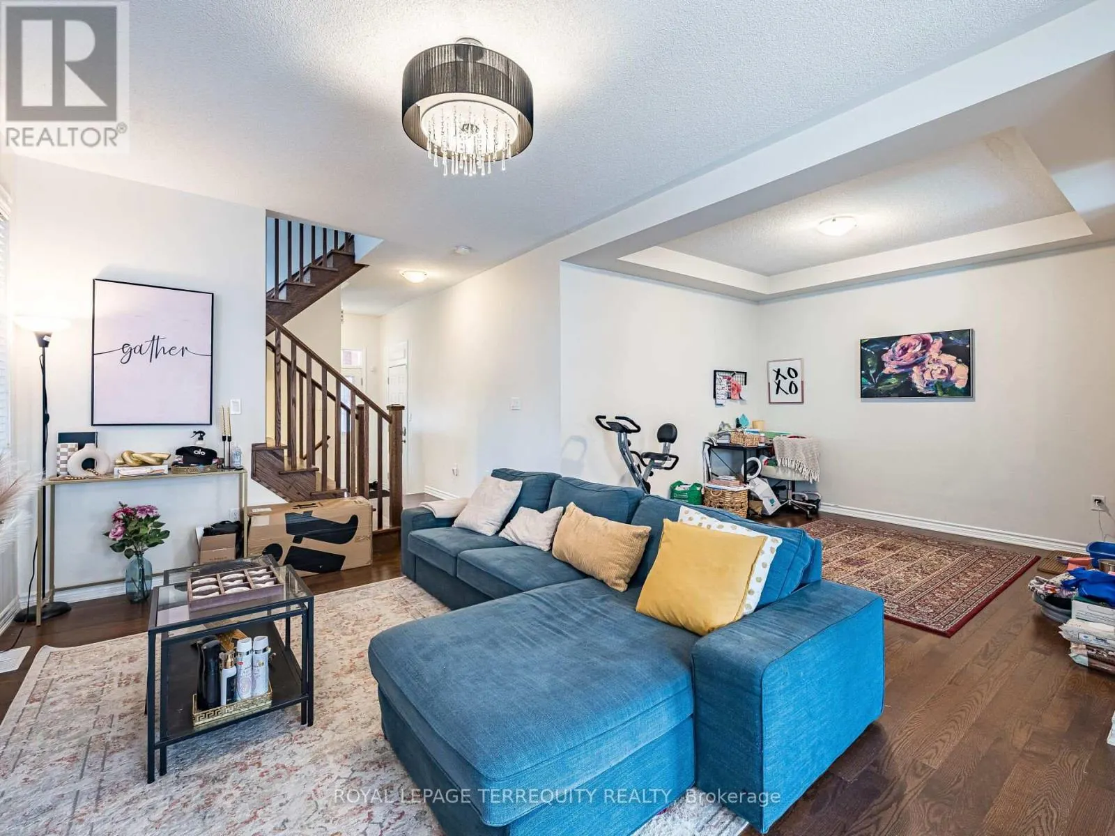 903 PENSON CRESCENT