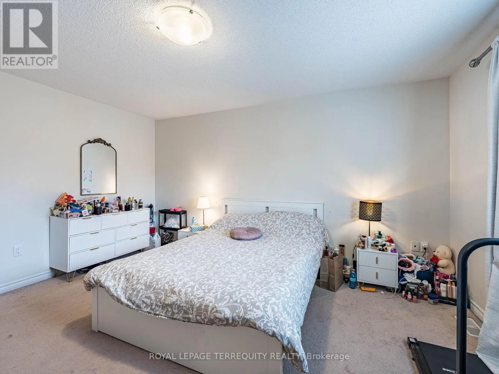 903 PENSON CRESCENT