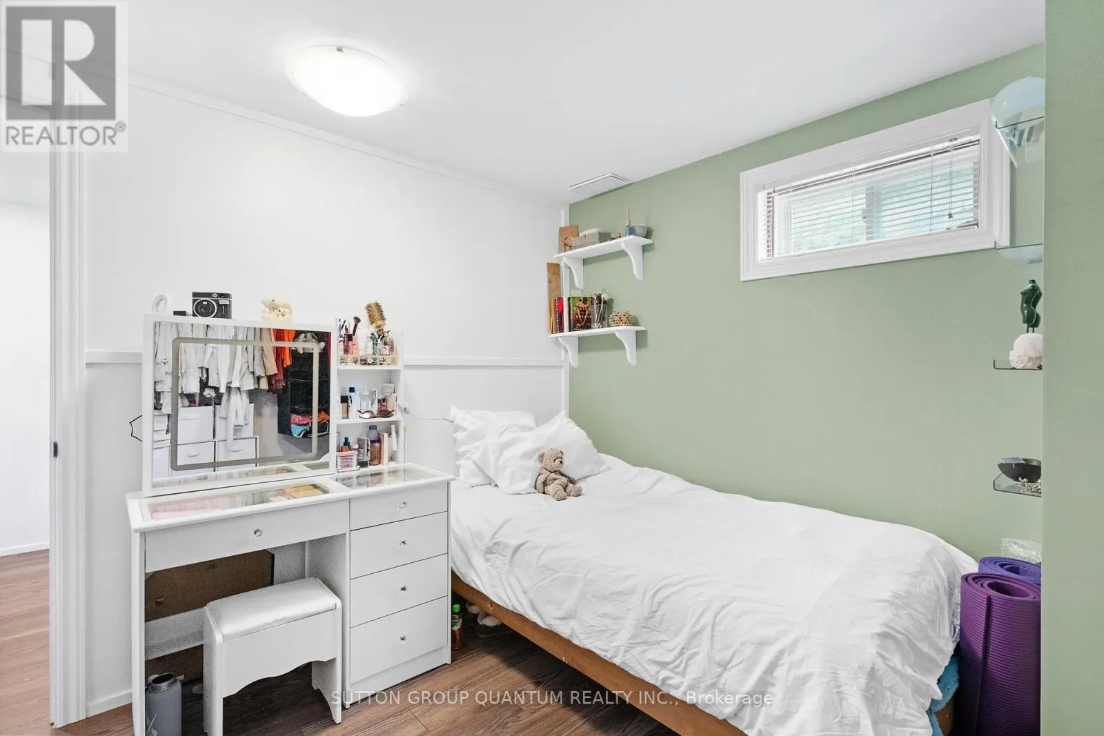 244 BOUSFIELD CRESCENT