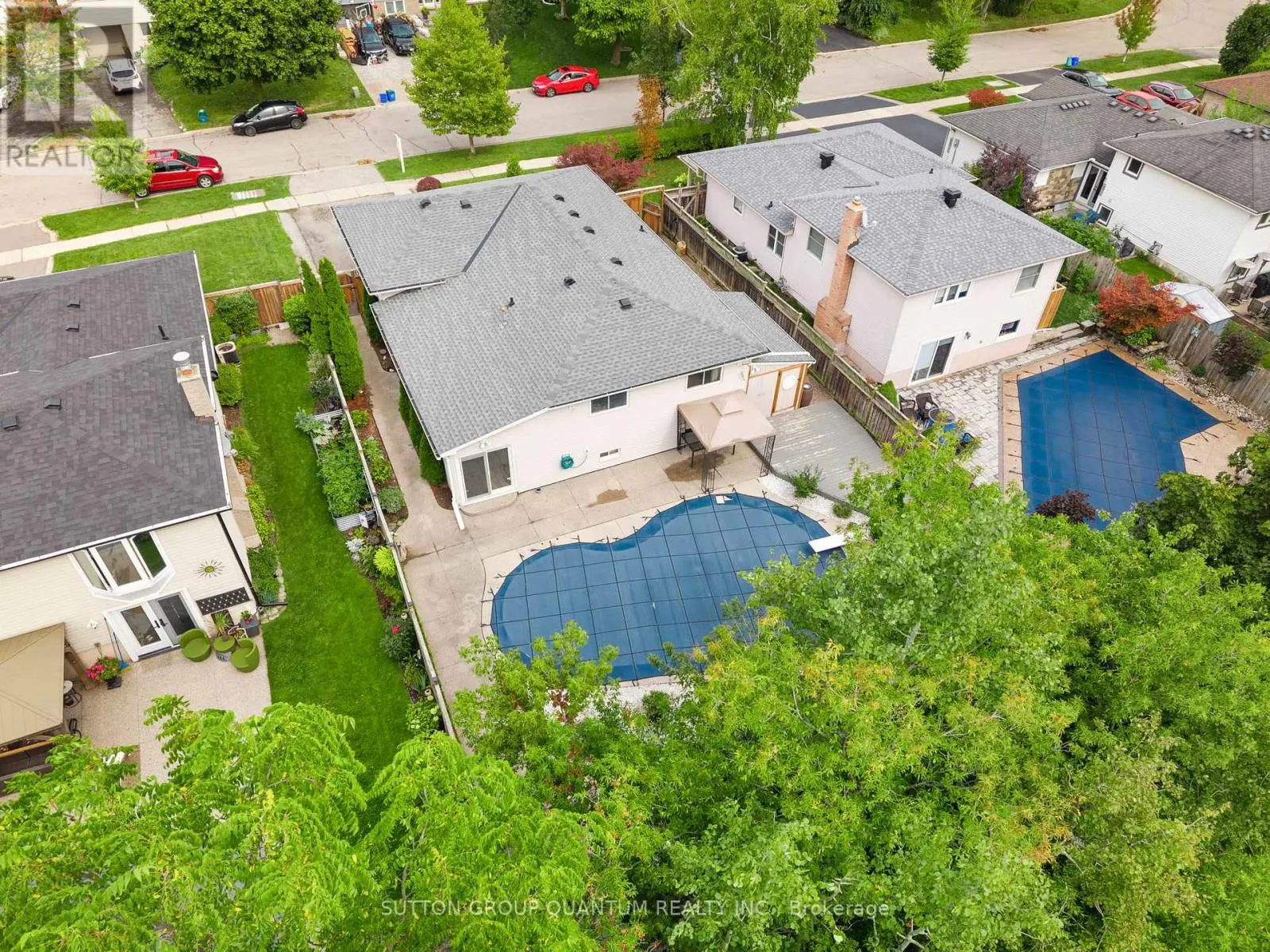 244 BOUSFIELD CRESCENT