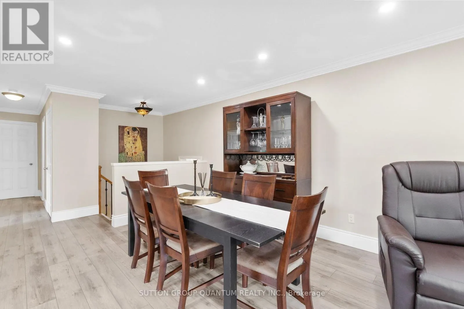 244 BOUSFIELD CRESCENT