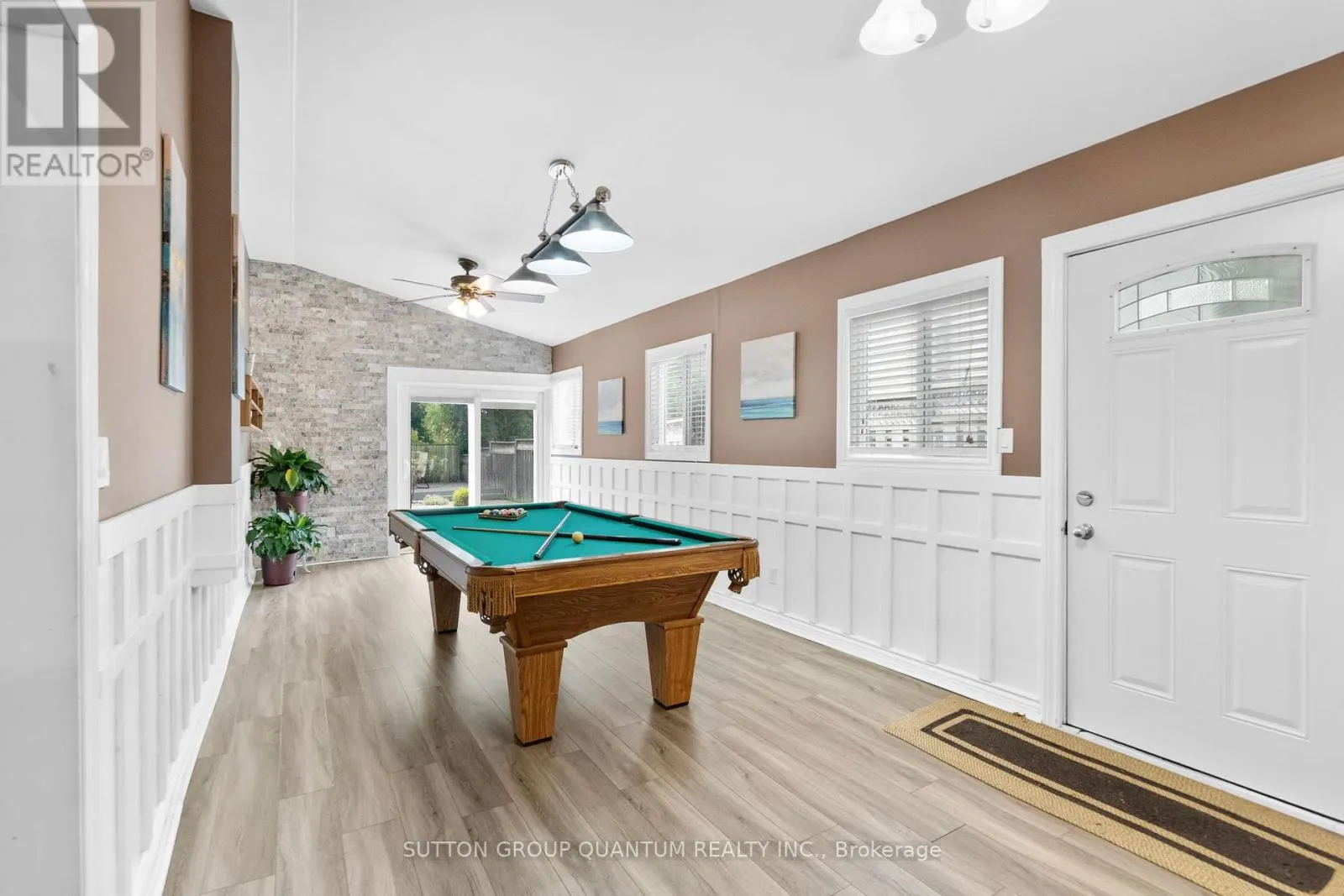 244 BOUSFIELD CRESCENT