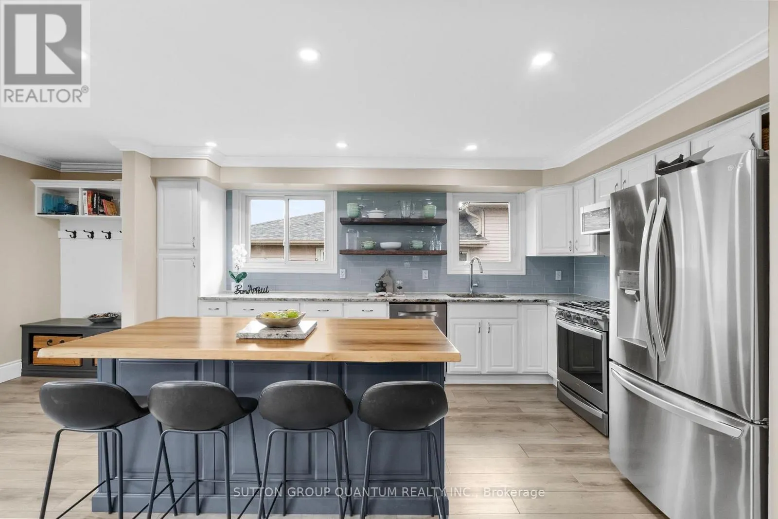 244 BOUSFIELD CRESCENT
