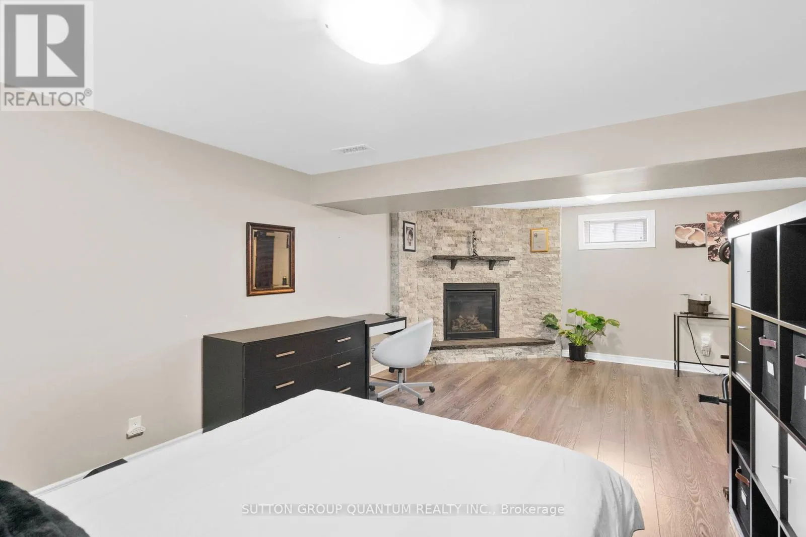 244 BOUSFIELD CRESCENT