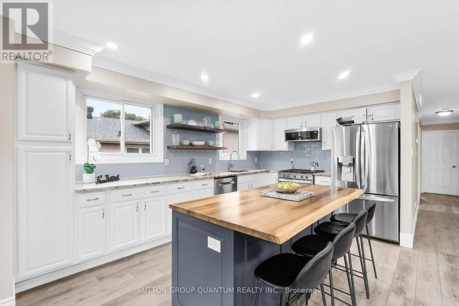 244 BOUSFIELD CRESCENT