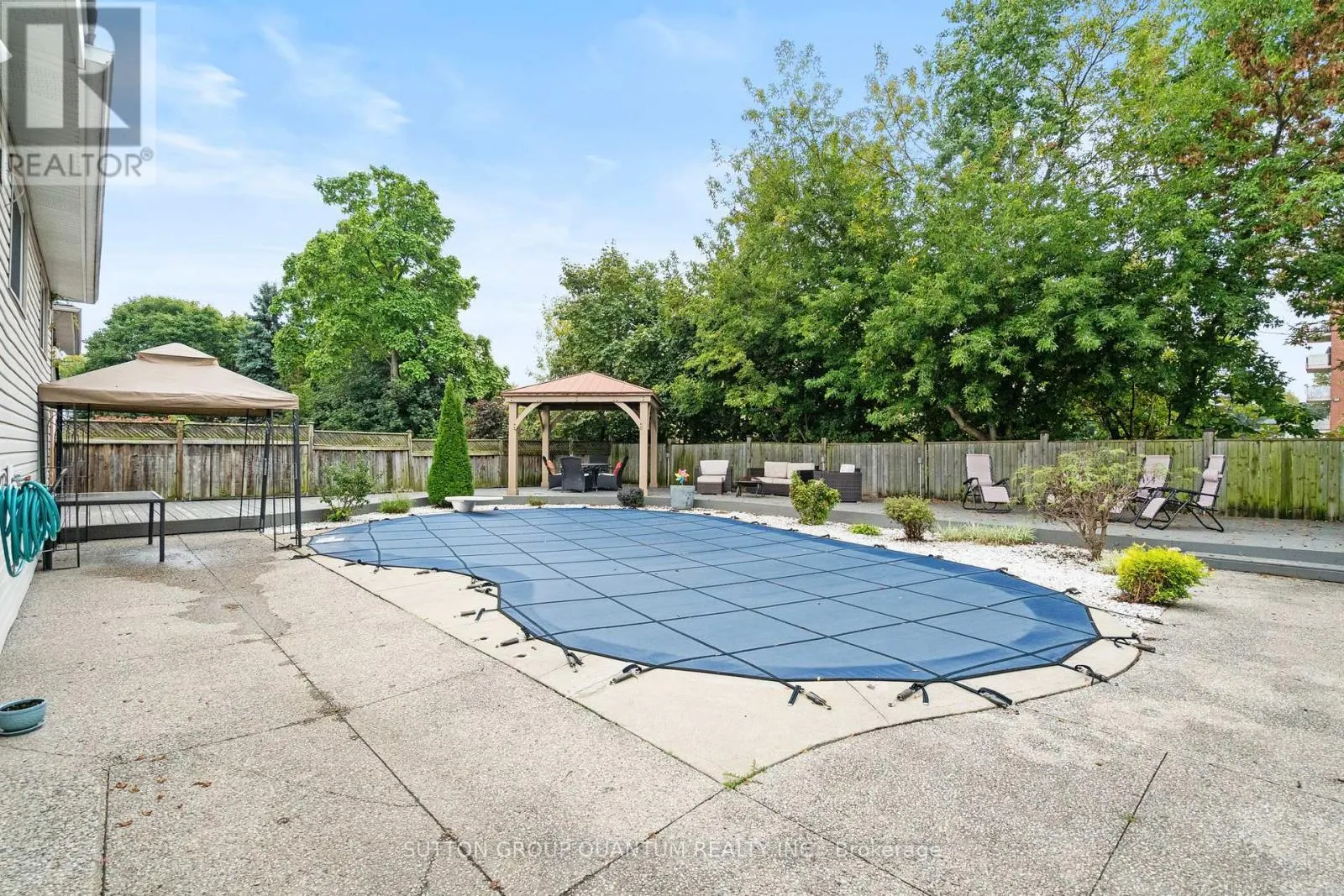 244 BOUSFIELD CRESCENT