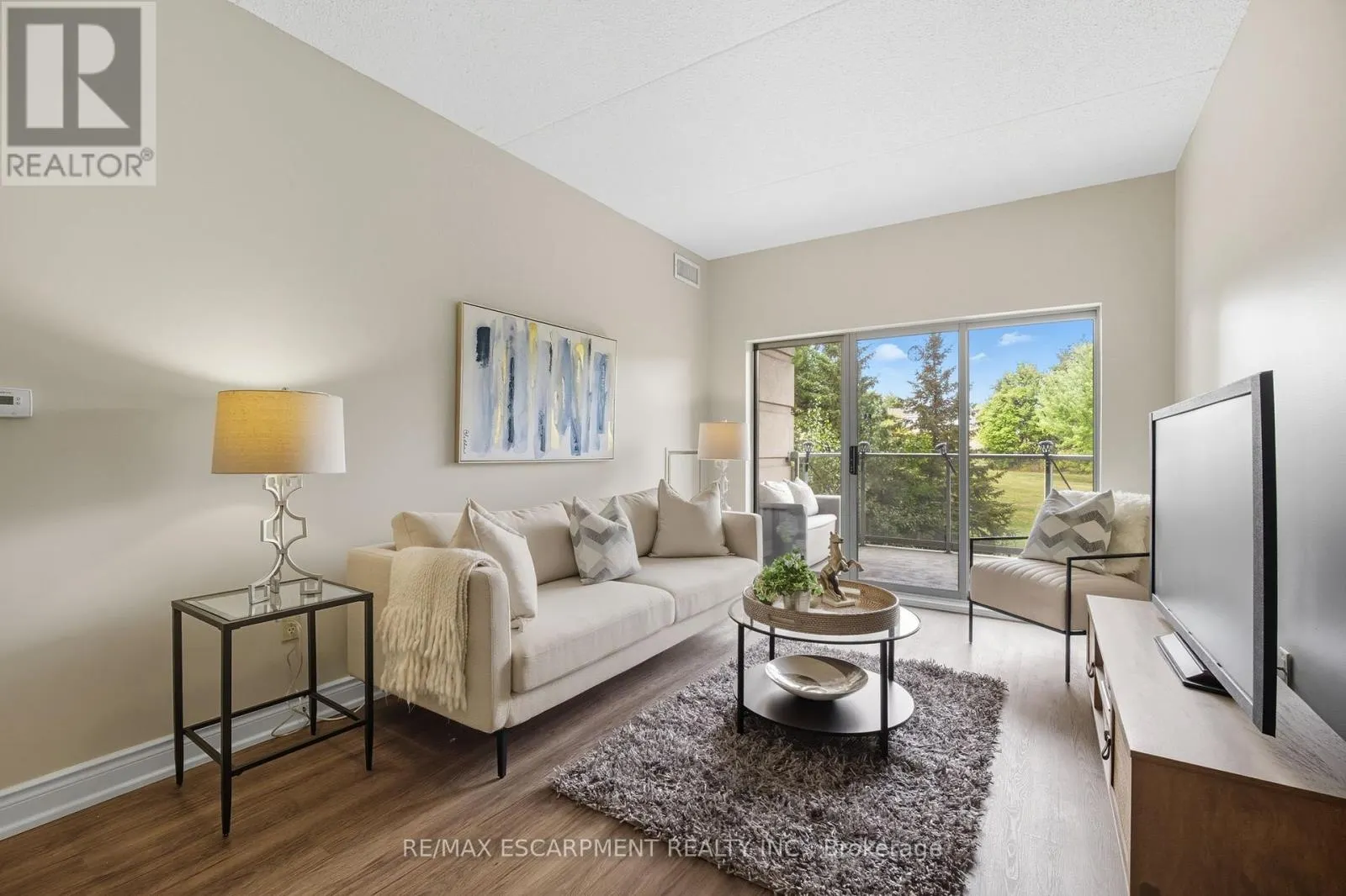 215 - 2075 AMHERST HEIGHTS DRIVE