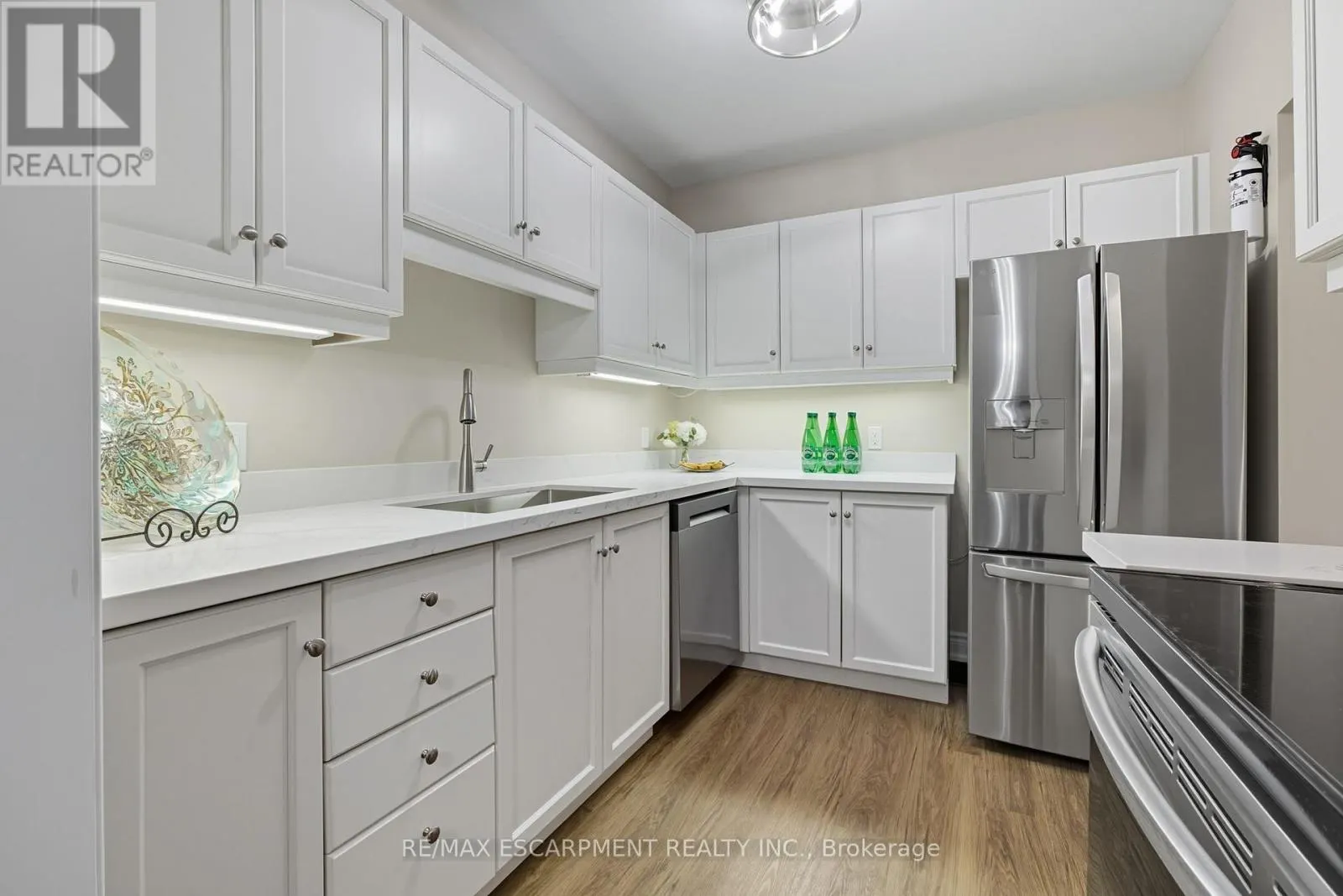 215 - 2075 AMHERST HEIGHTS DRIVE