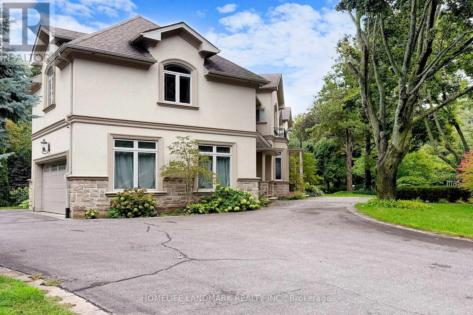 205 TILFORD ROAD
