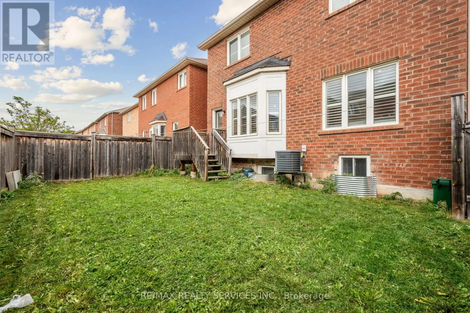 237 VALLEYWAY DRIVE