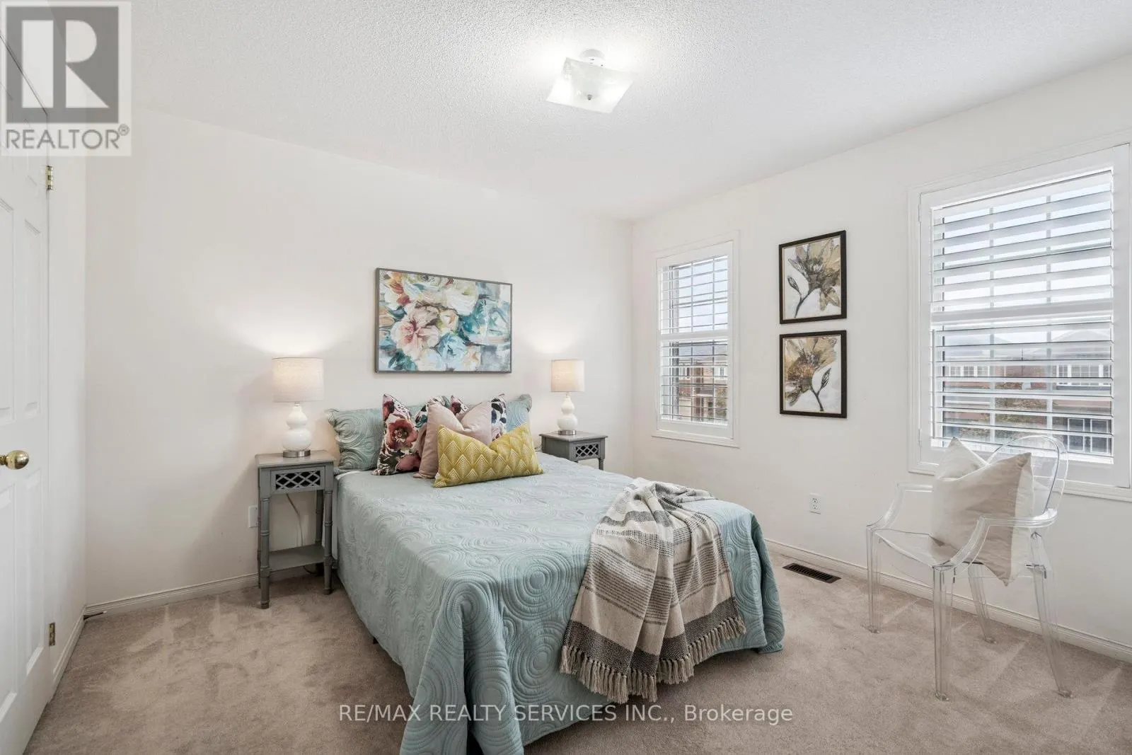 237 VALLEYWAY DRIVE