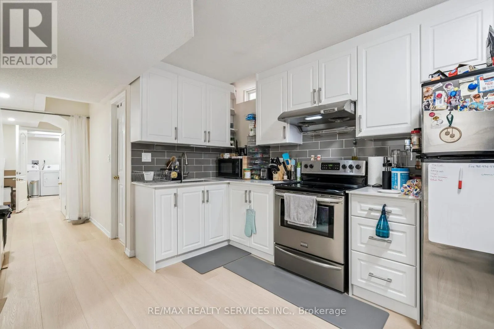 237 VALLEYWAY DRIVE