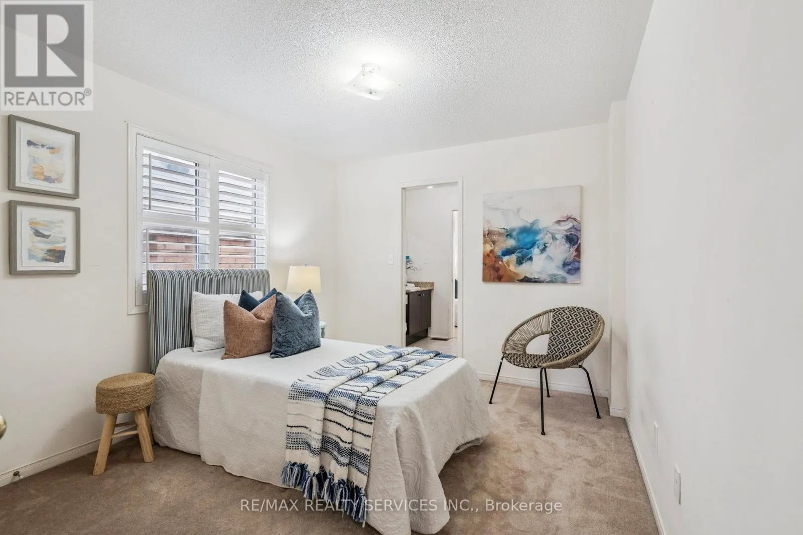 237 VALLEYWAY DRIVE