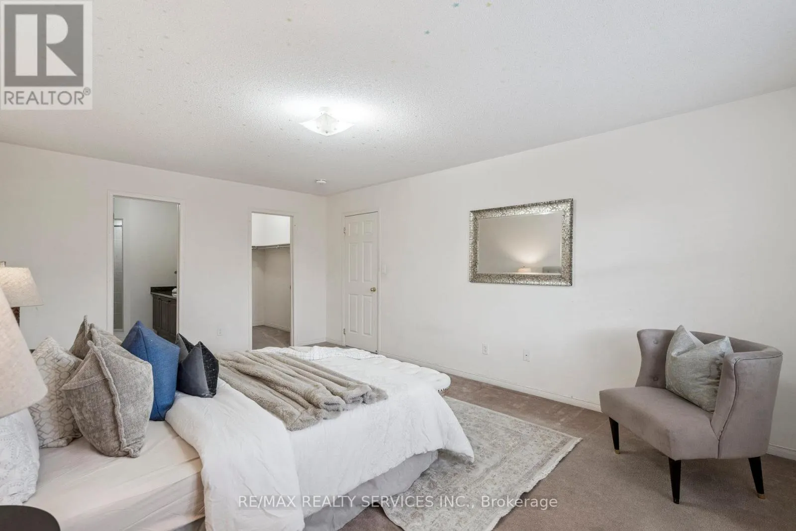 237 VALLEYWAY DRIVE
