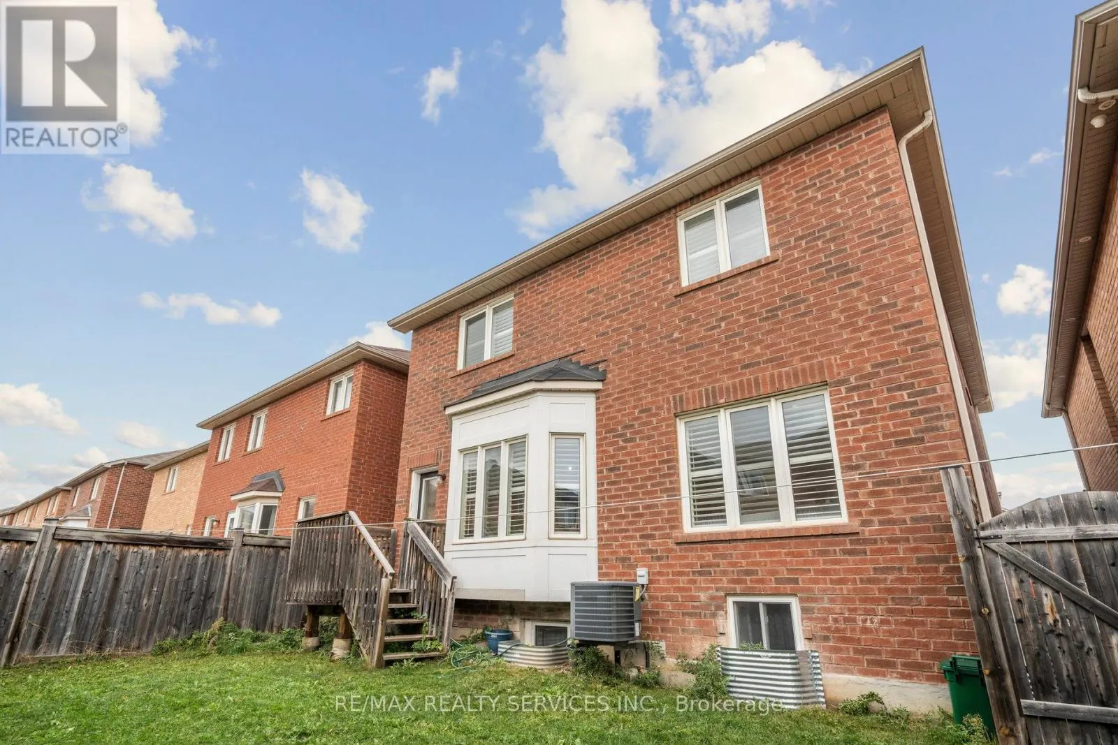 237 VALLEYWAY DRIVE
