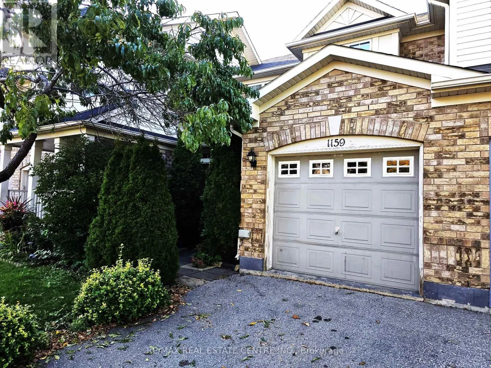 1159 RIDDELL CRESCENT