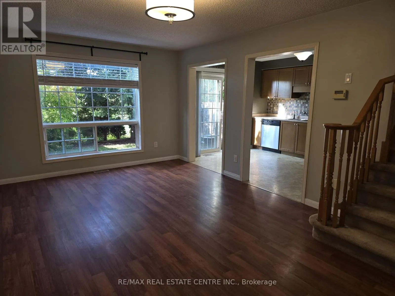 1159 RIDDELL CRESCENT