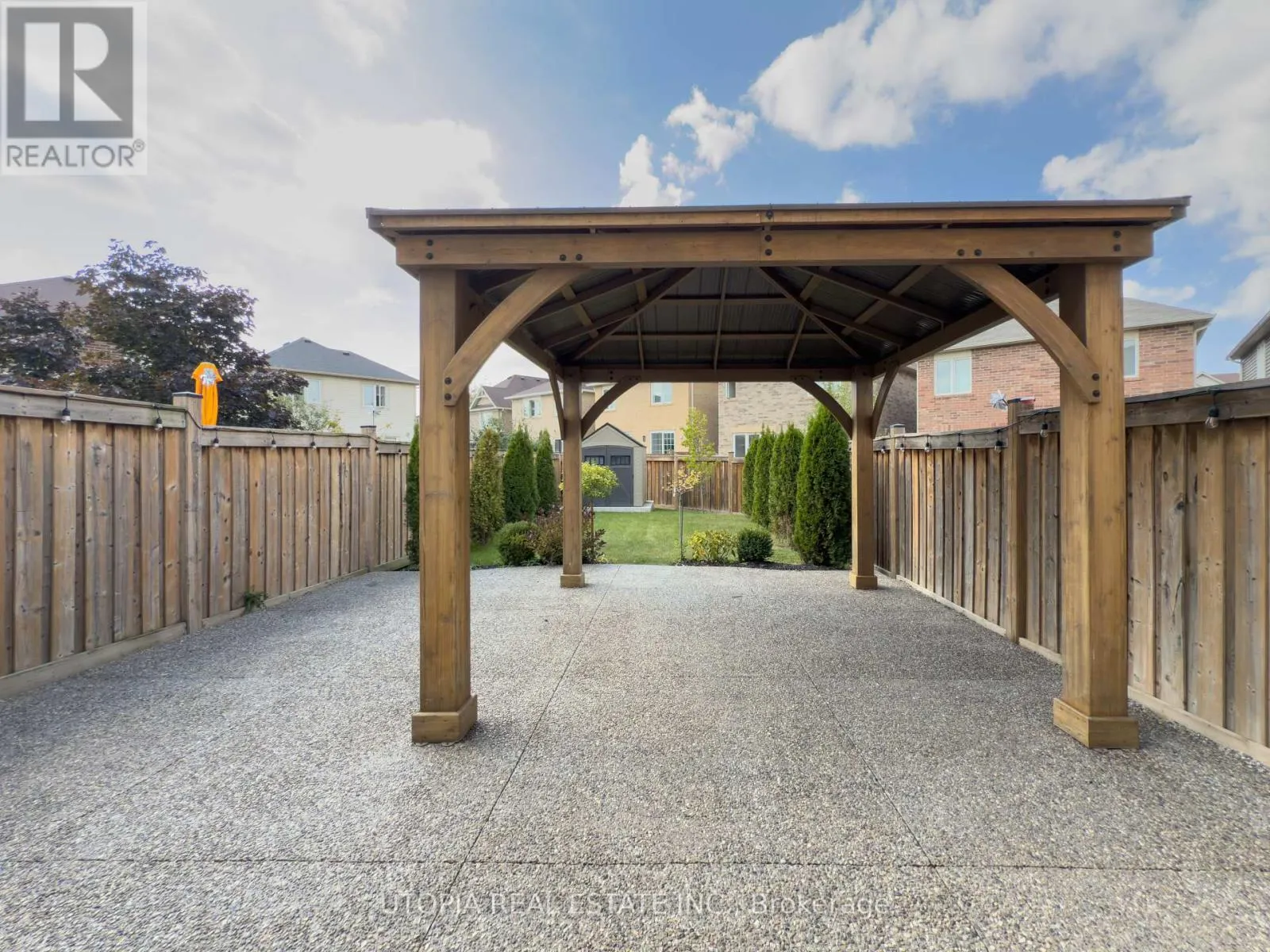 259 MORTIMER CRESCENT