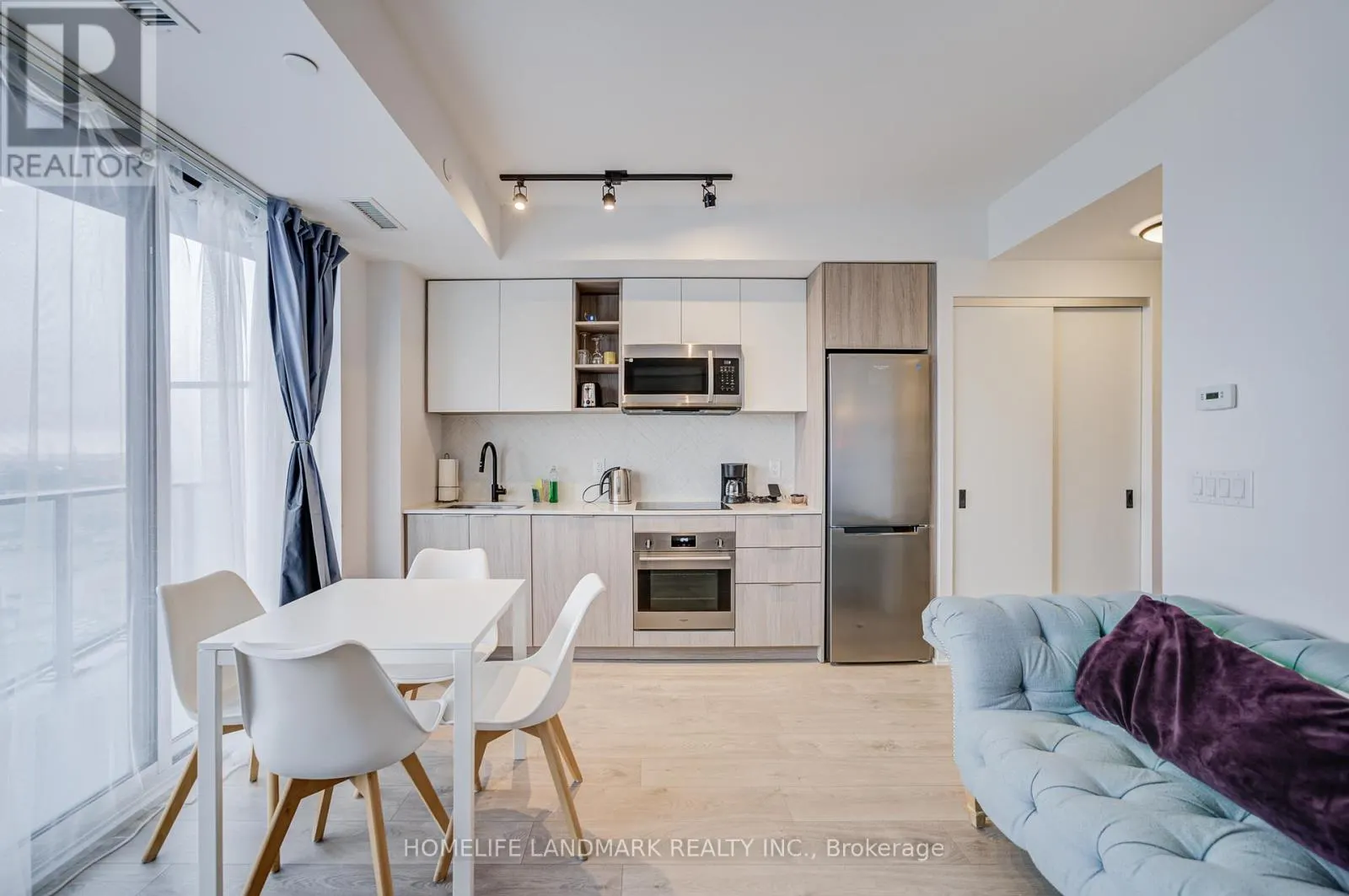 1410 - 36 ZORRA STREET