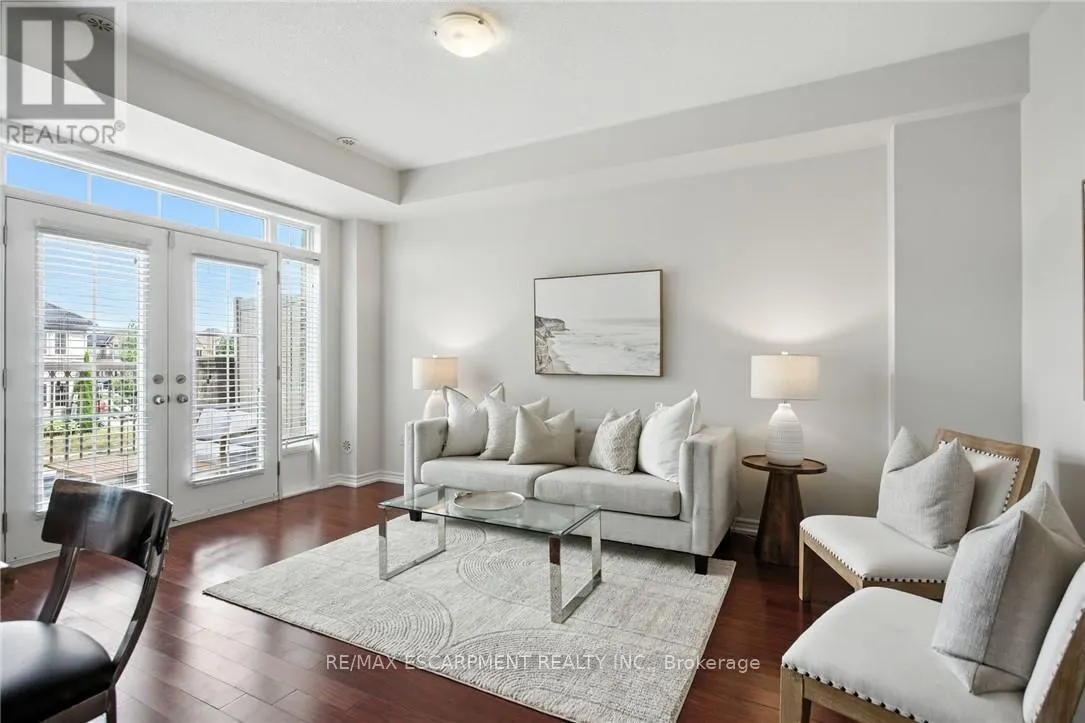 2570 GRAND OAK TRAIL