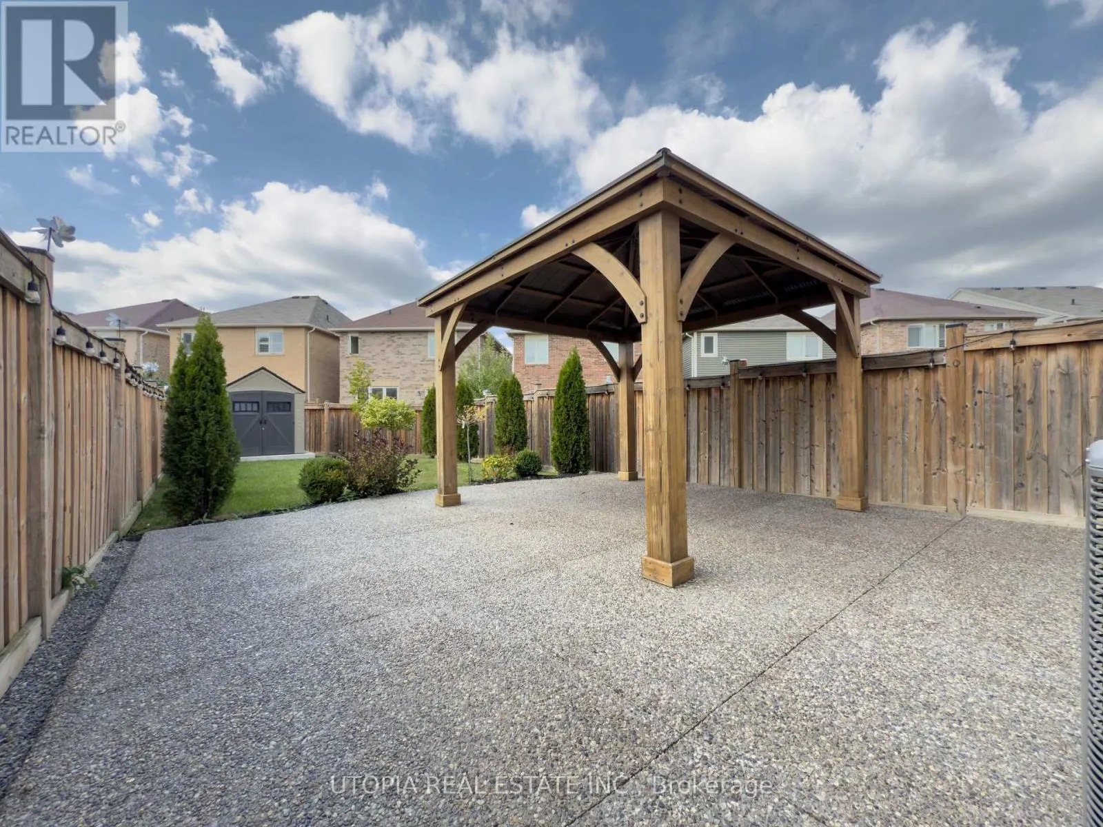 259 MORTIMER CRESCENT