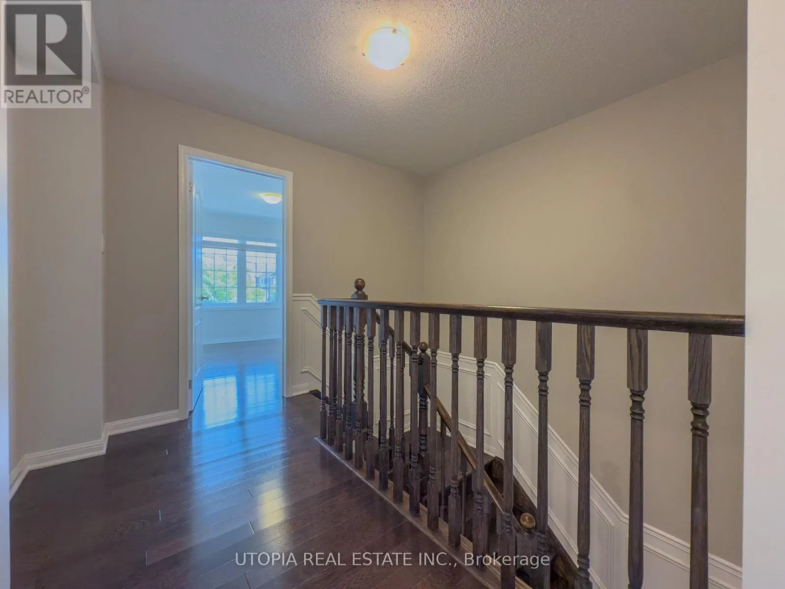 259 MORTIMER CRESCENT