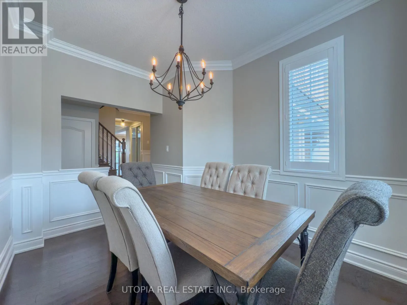 259 MORTIMER CRESCENT