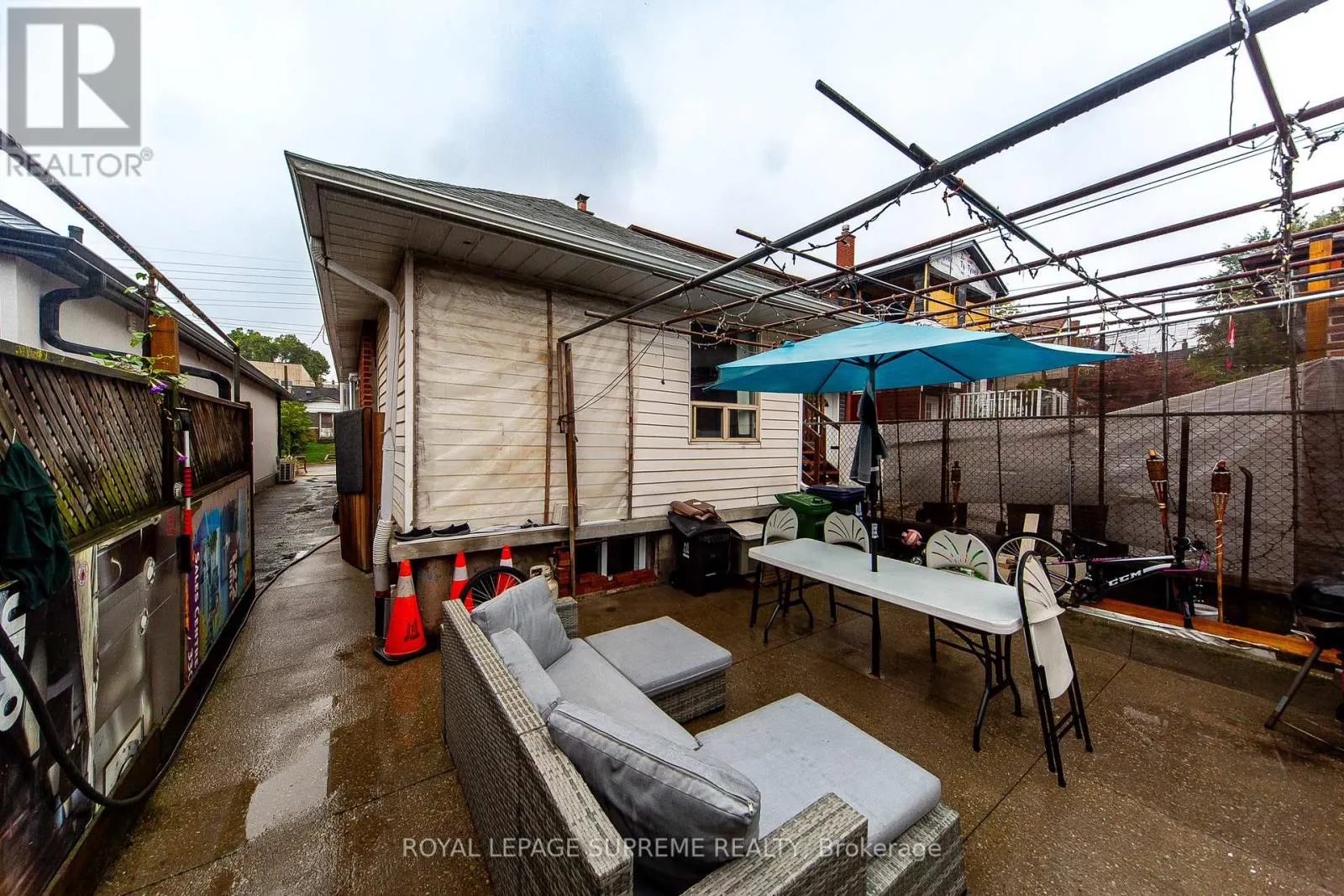 405 GILBERT AVENUE