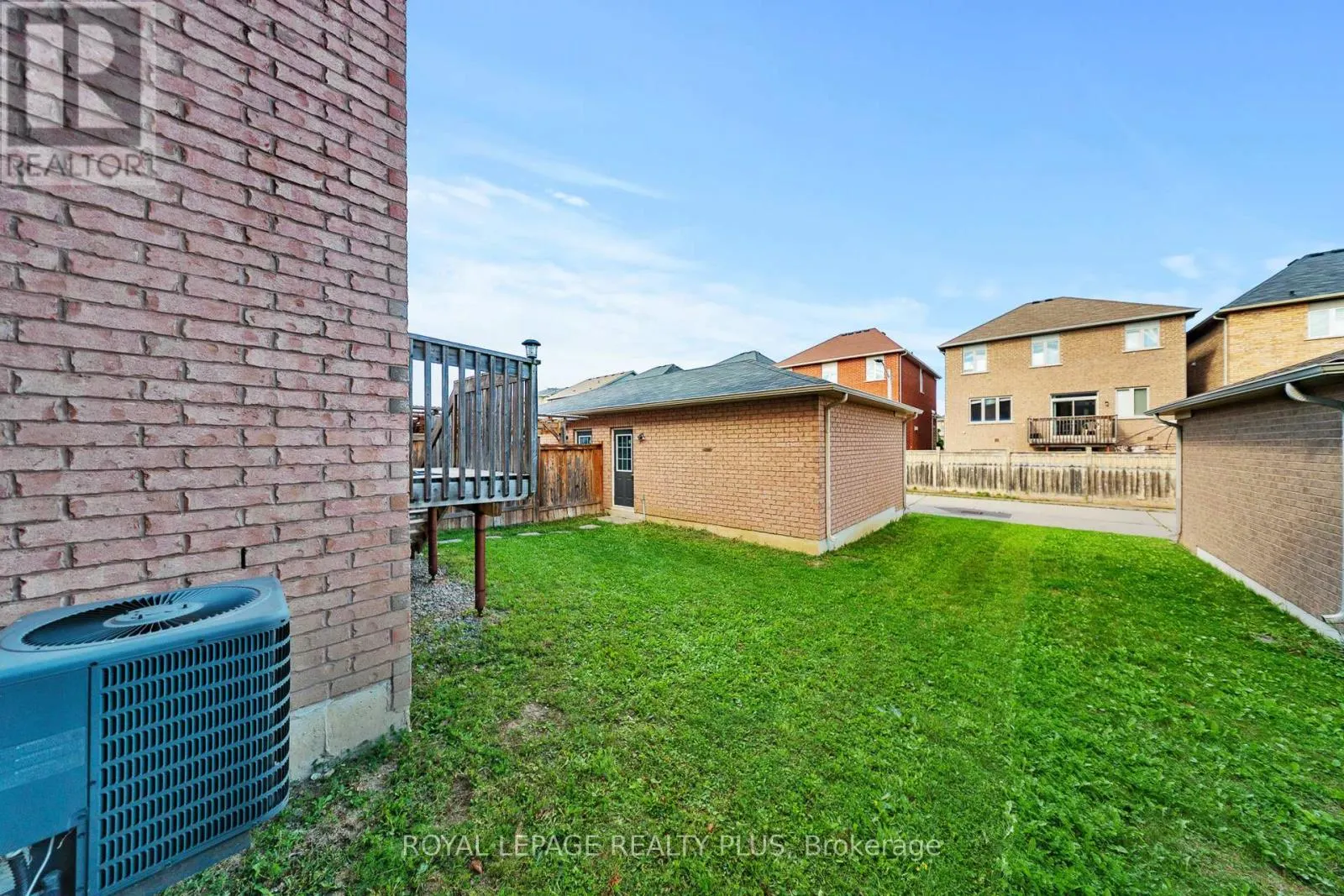 5371 TENTH LINE W