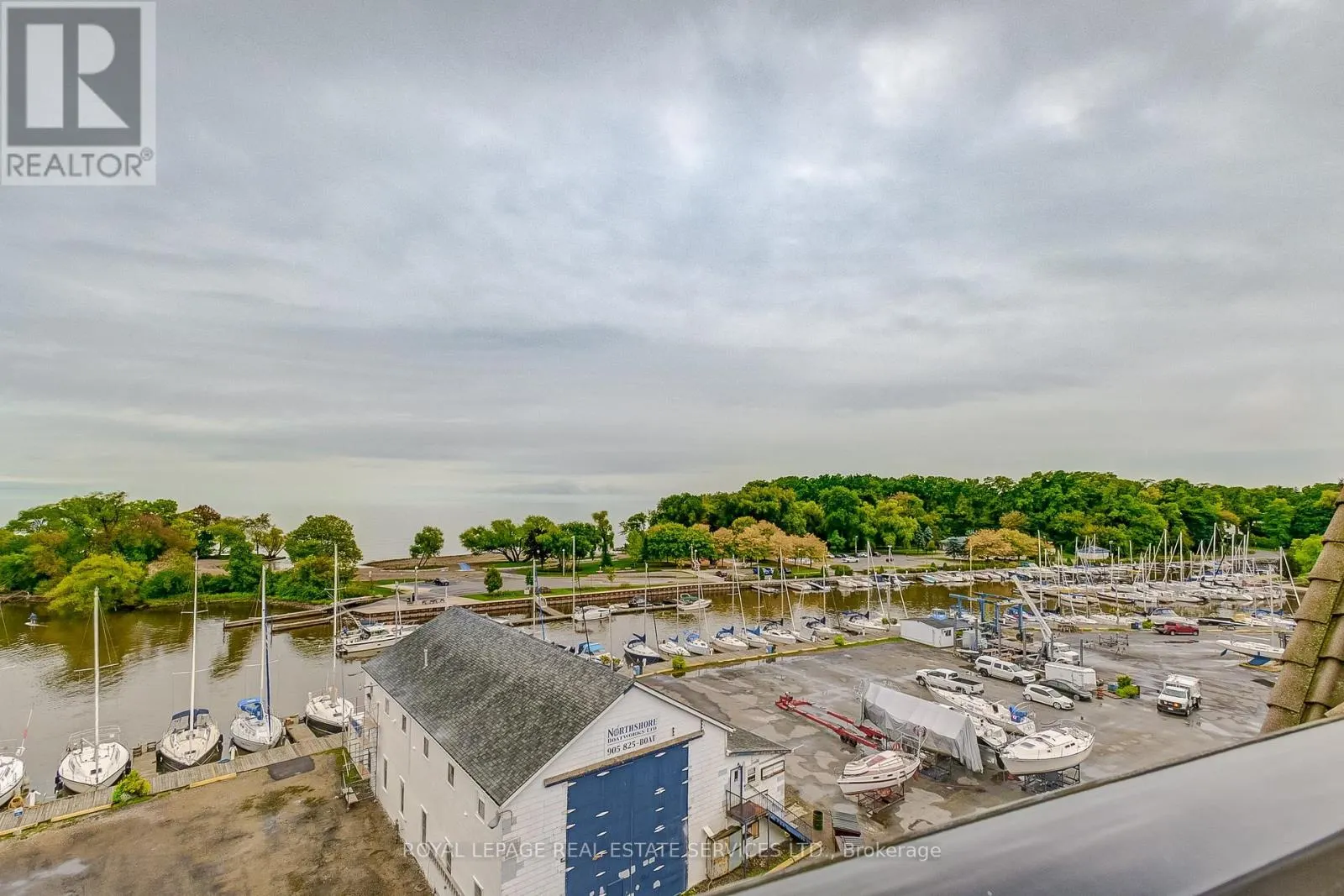 308 - 102 BRONTE ROAD