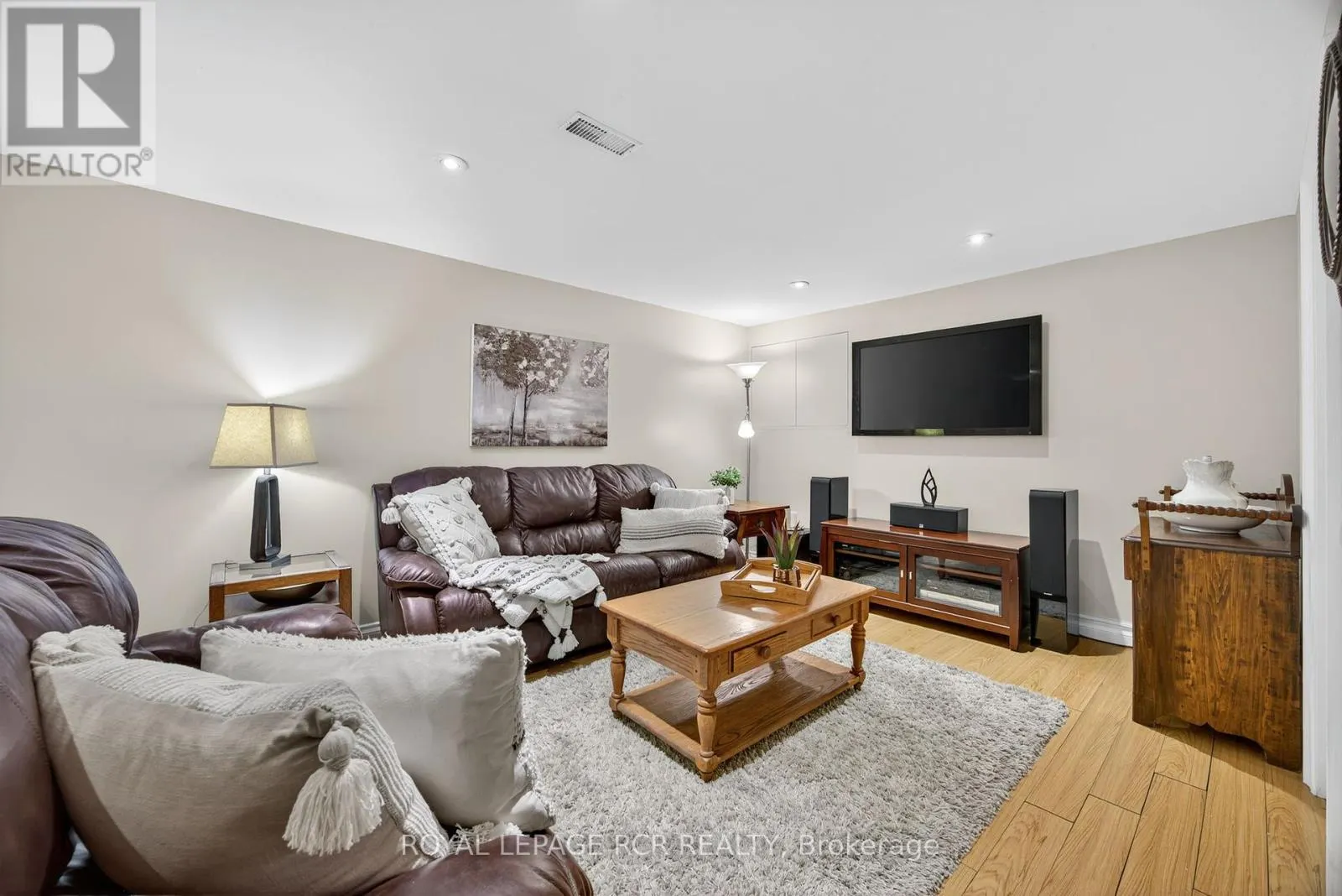 88 WALKER ROAD W