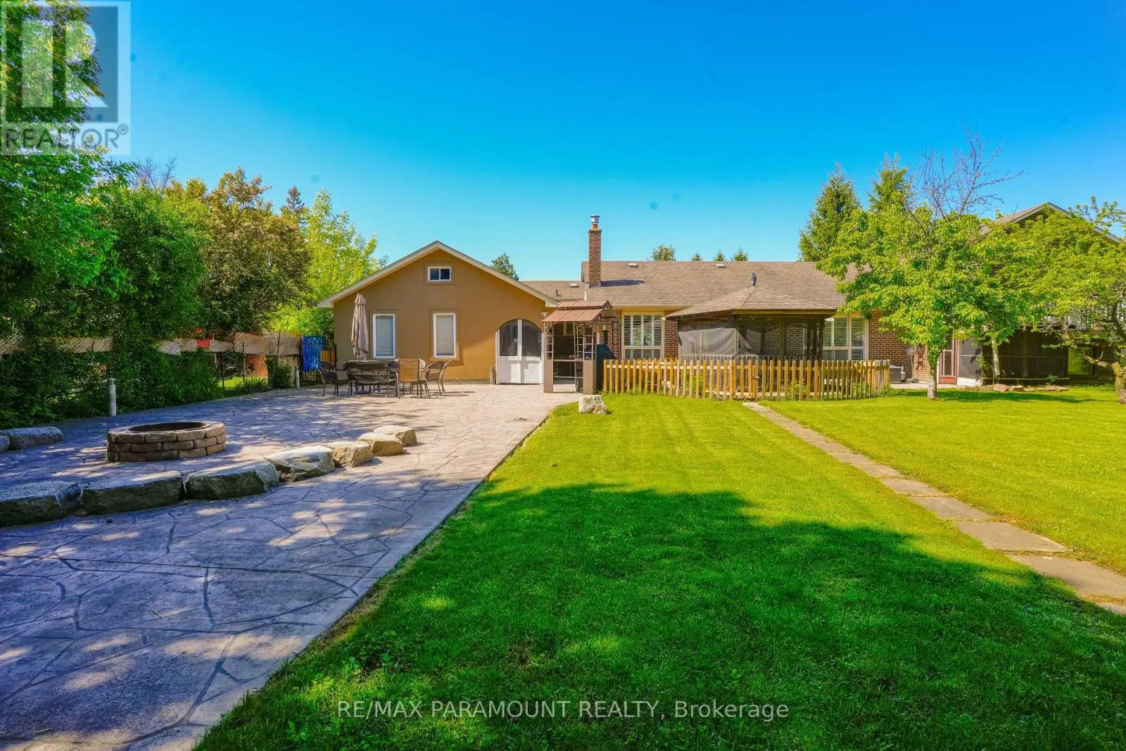 48 BOREHAM CIRCLE