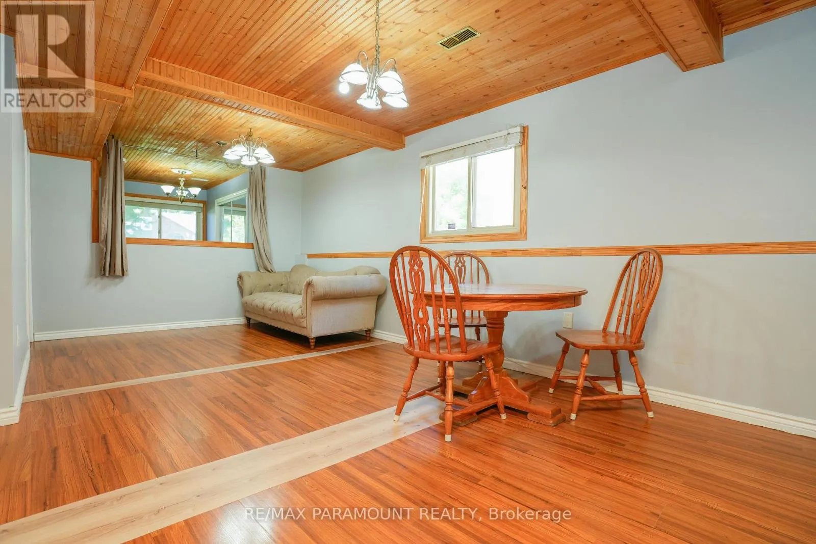 48 BOREHAM CIRCLE