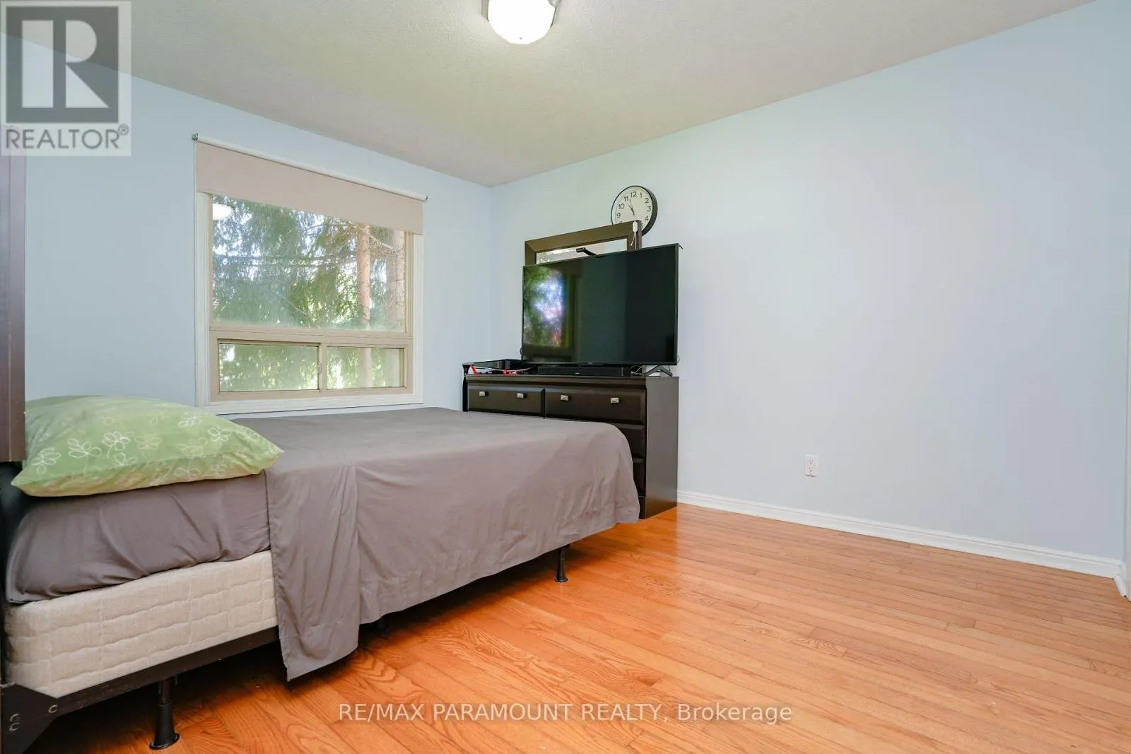 48 BOREHAM CIRCLE