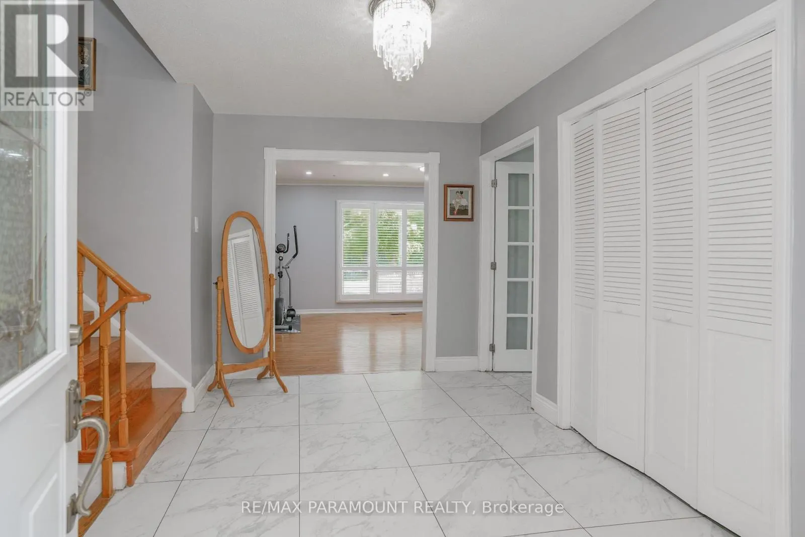 48 BOREHAM CIRCLE