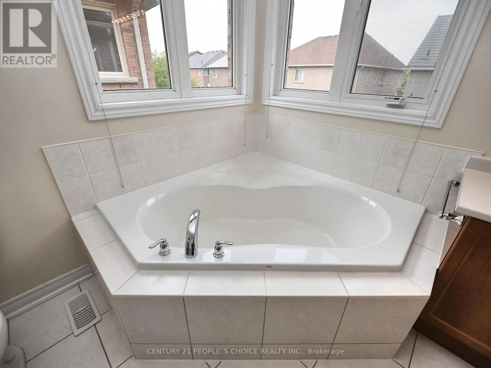 23 LANEBROOK DRIVE